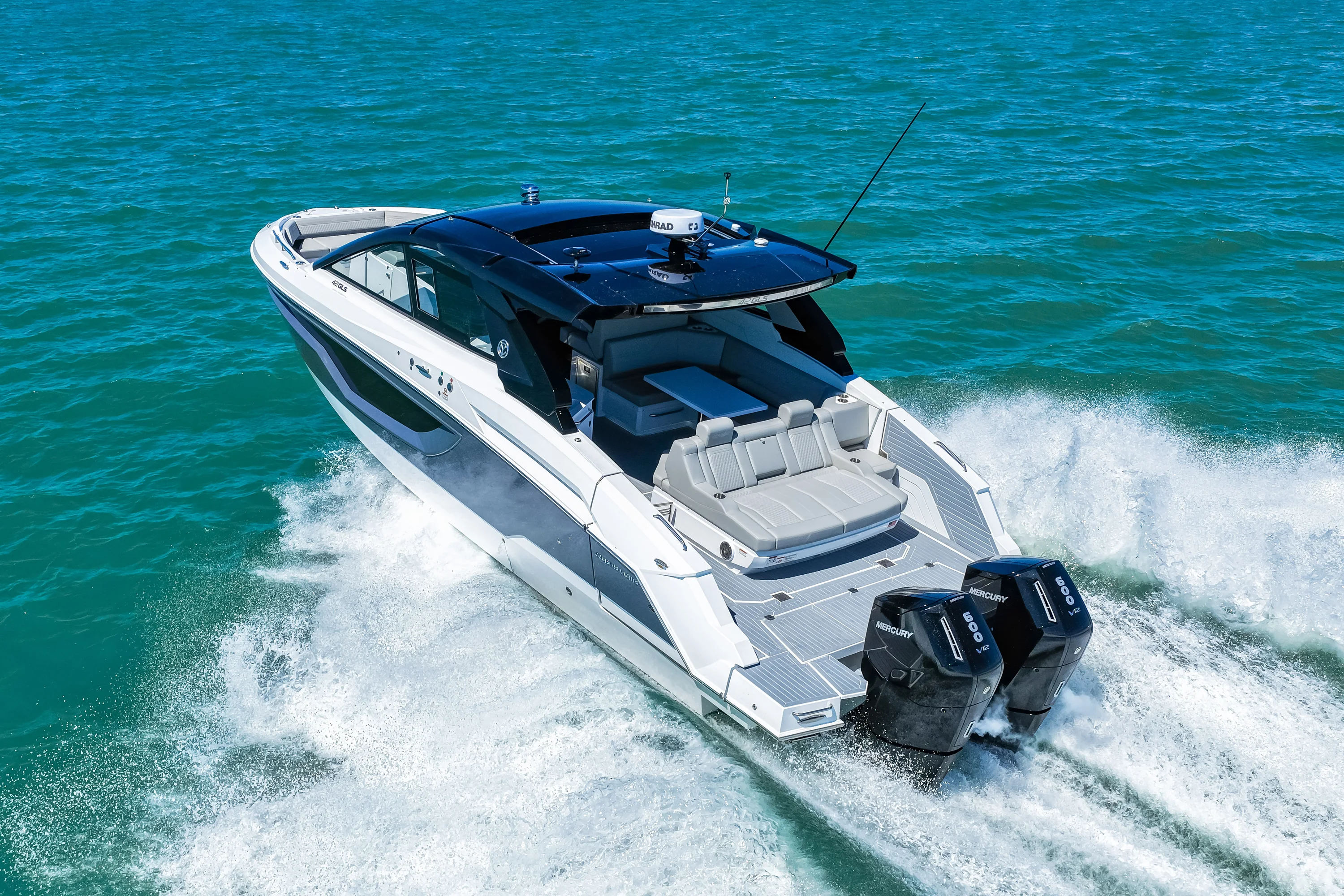 2026 Cruisers Yachts 42 GLS Outboard Image Thumbnail #37