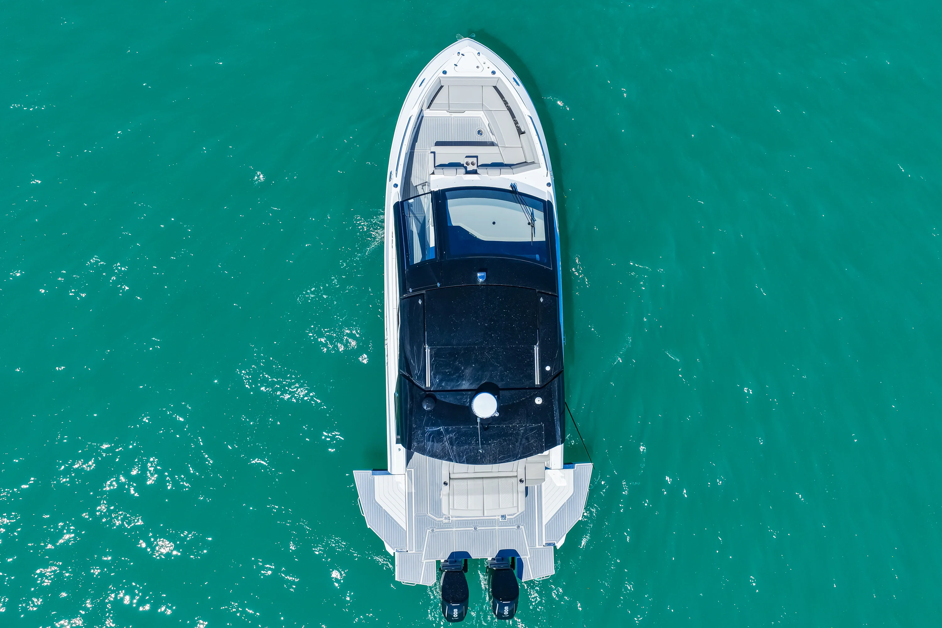 2026 Cruisers Yachts 42 GLS Outboard Image Thumbnail #46