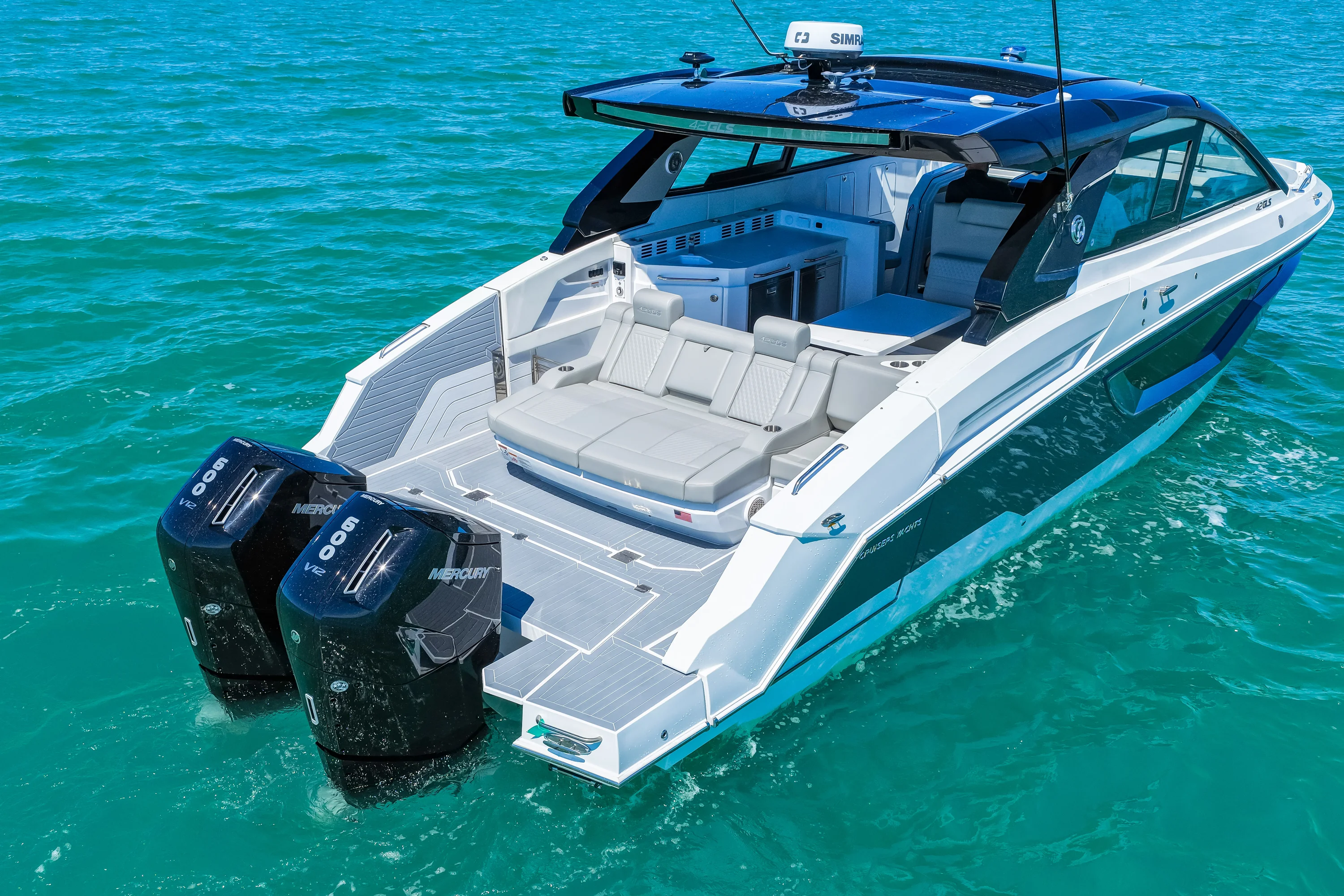 2026 Cruisers Yachts 42 GLS Outboard Image Thumbnail #79