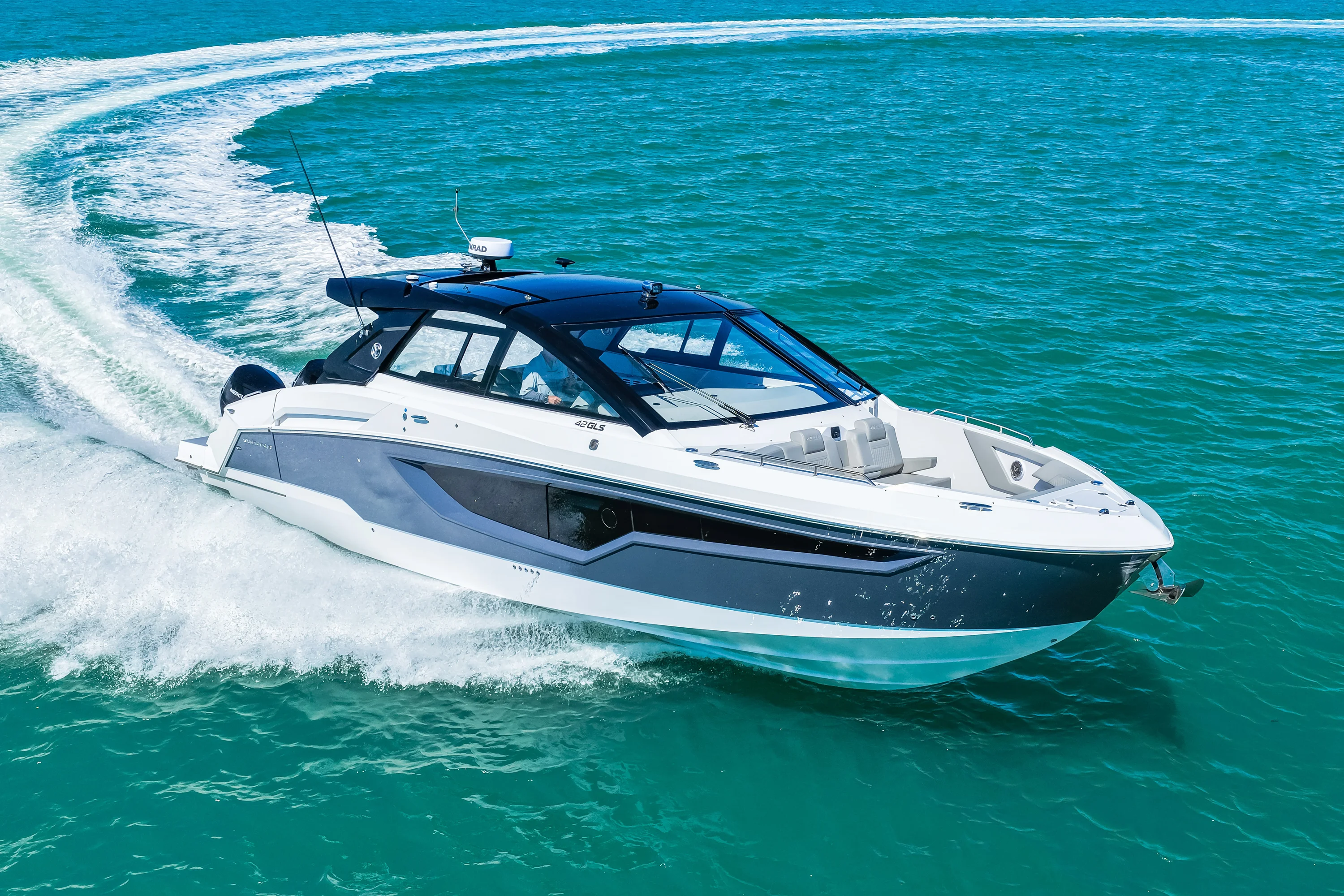 2026 Cruisers Yachts 42 GLS Outboard Image Thumbnail #24