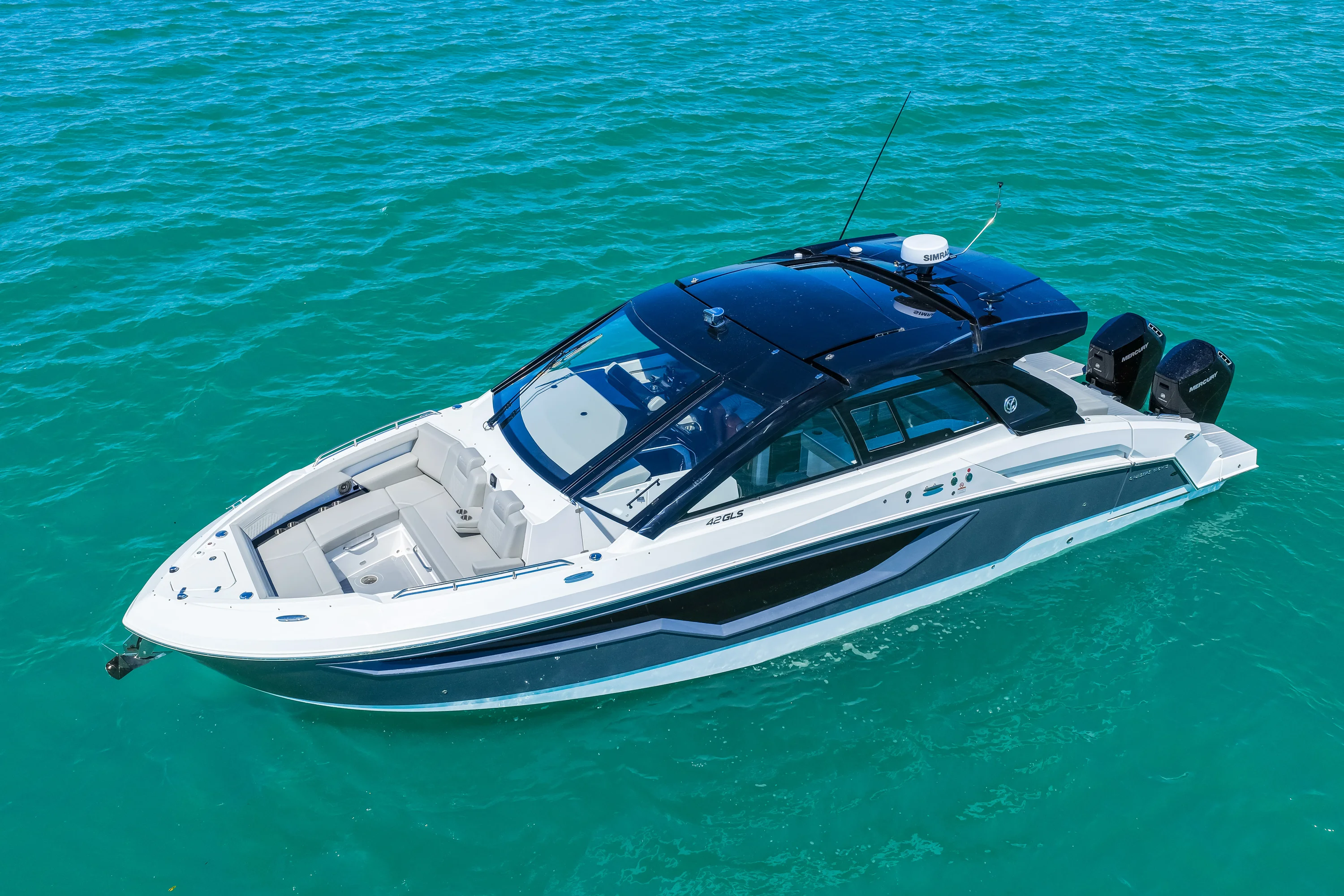 2026 Cruisers Yachts 42 GLS Outboard Image Thumbnail #86