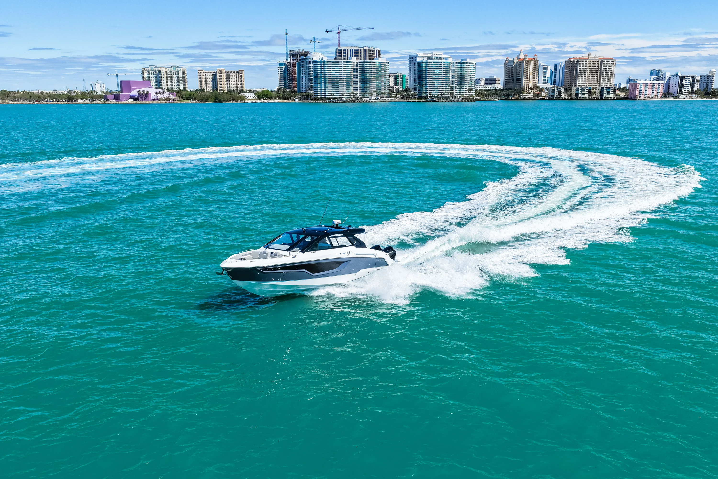 2026 Cruisers Yachts 42 GLS Outboard Image Thumbnail #32