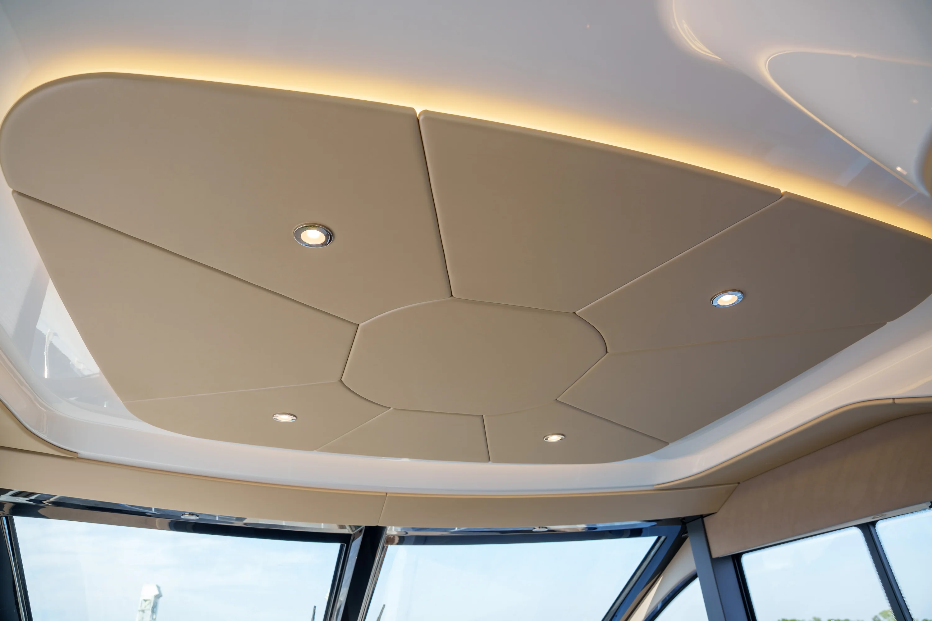 2026 Cruisers Yachts 50 FLY Image Thumbnail #48