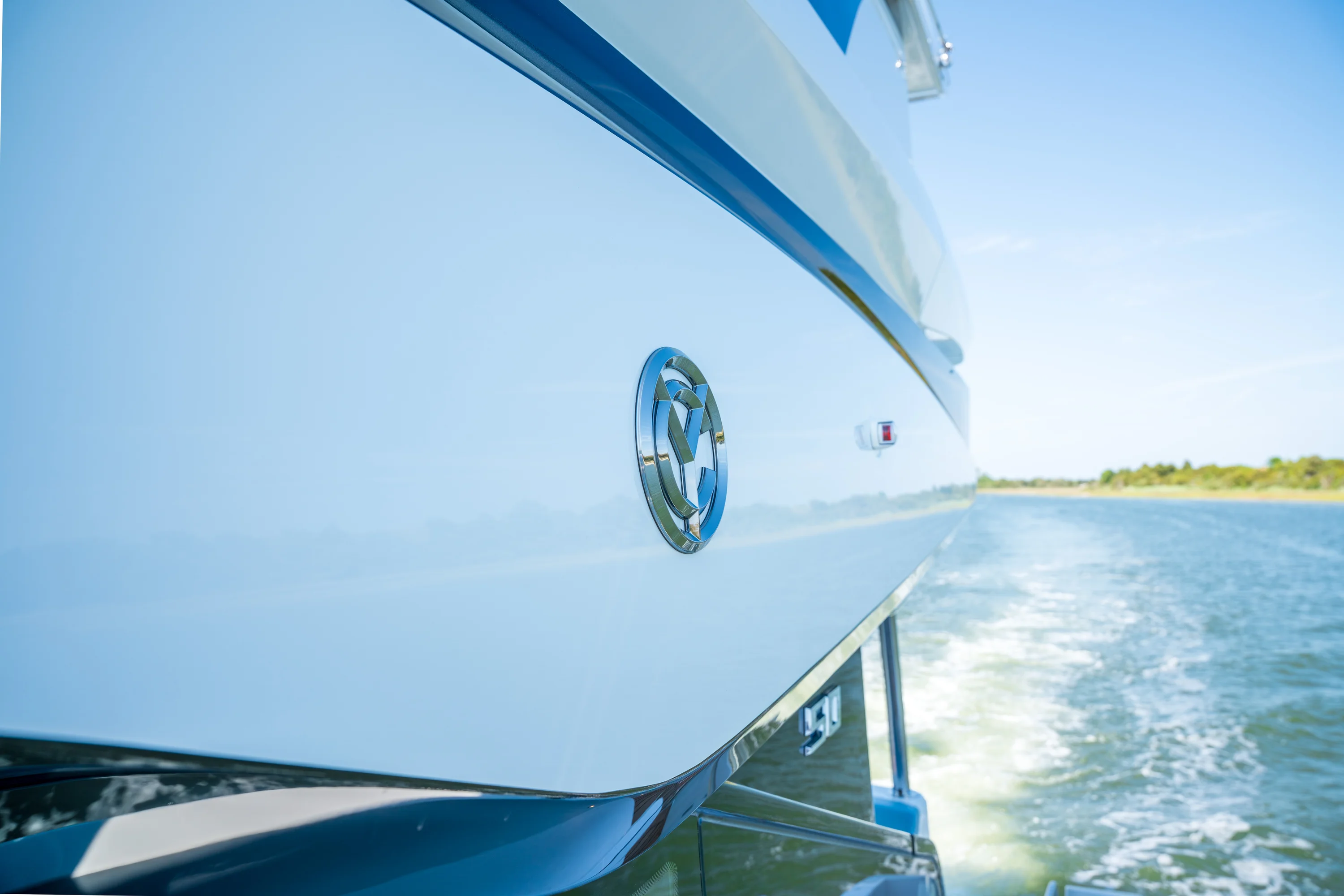 2026 Cruisers Yachts 50 FLY Image Thumbnail #30