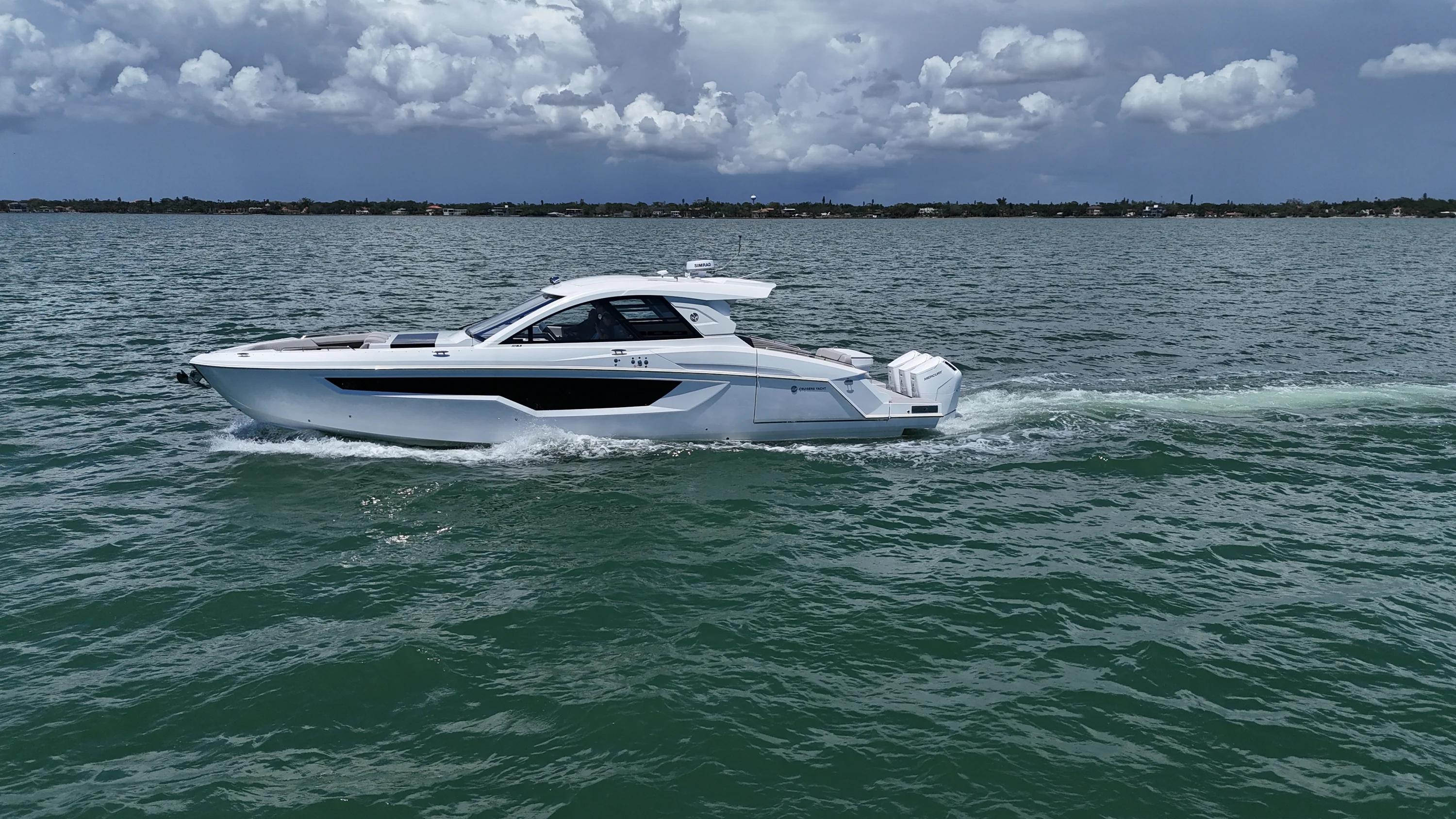 2026 Cruisers Yachts 50GLS OB Image Thumbnail #36
