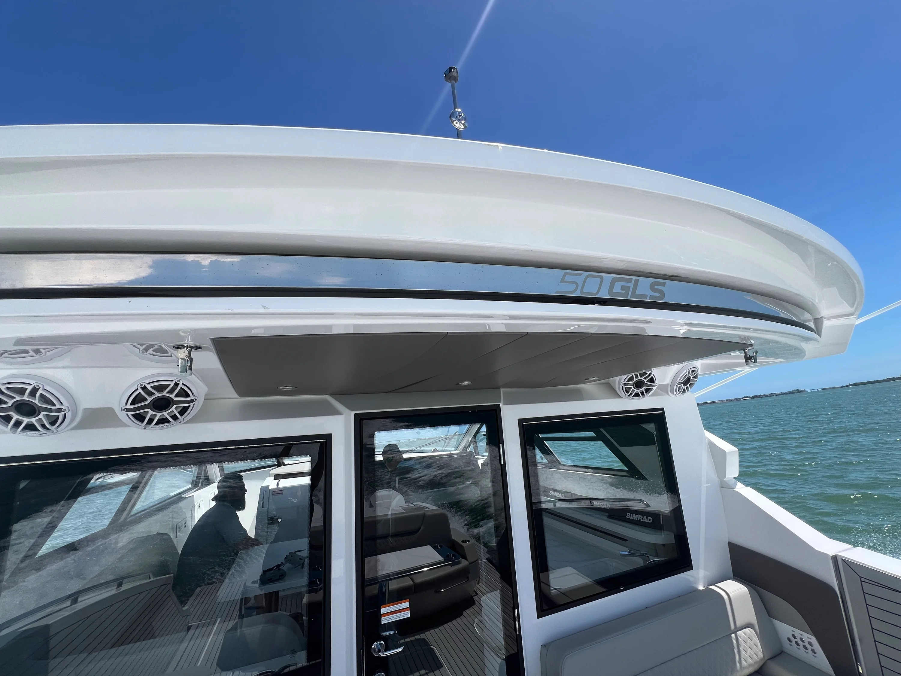 2026 Cruisers Yachts 50GLS OB Image Thumbnail #47
