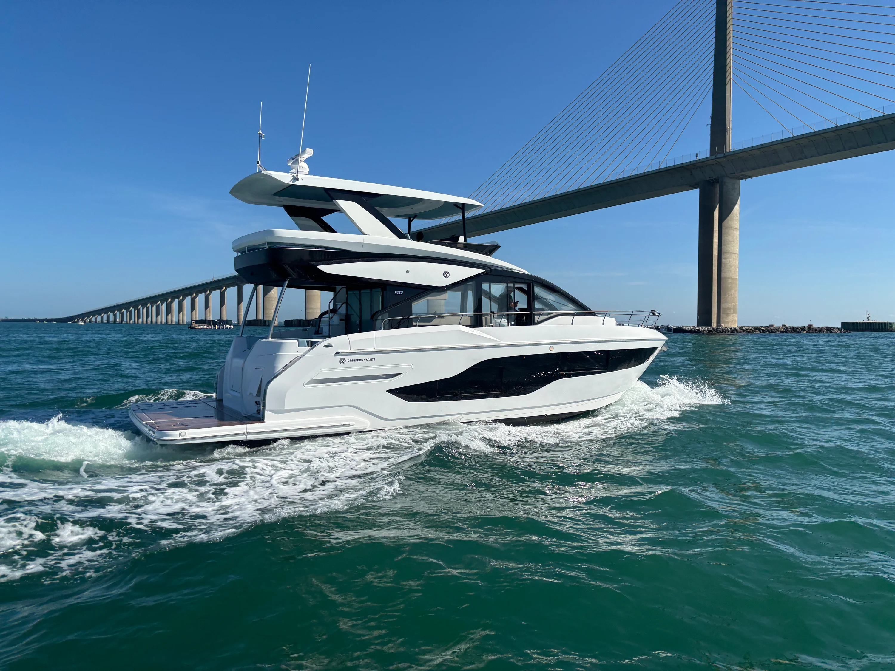 2026 Cruisers Yachts 50 FLY Image Thumbnail #1