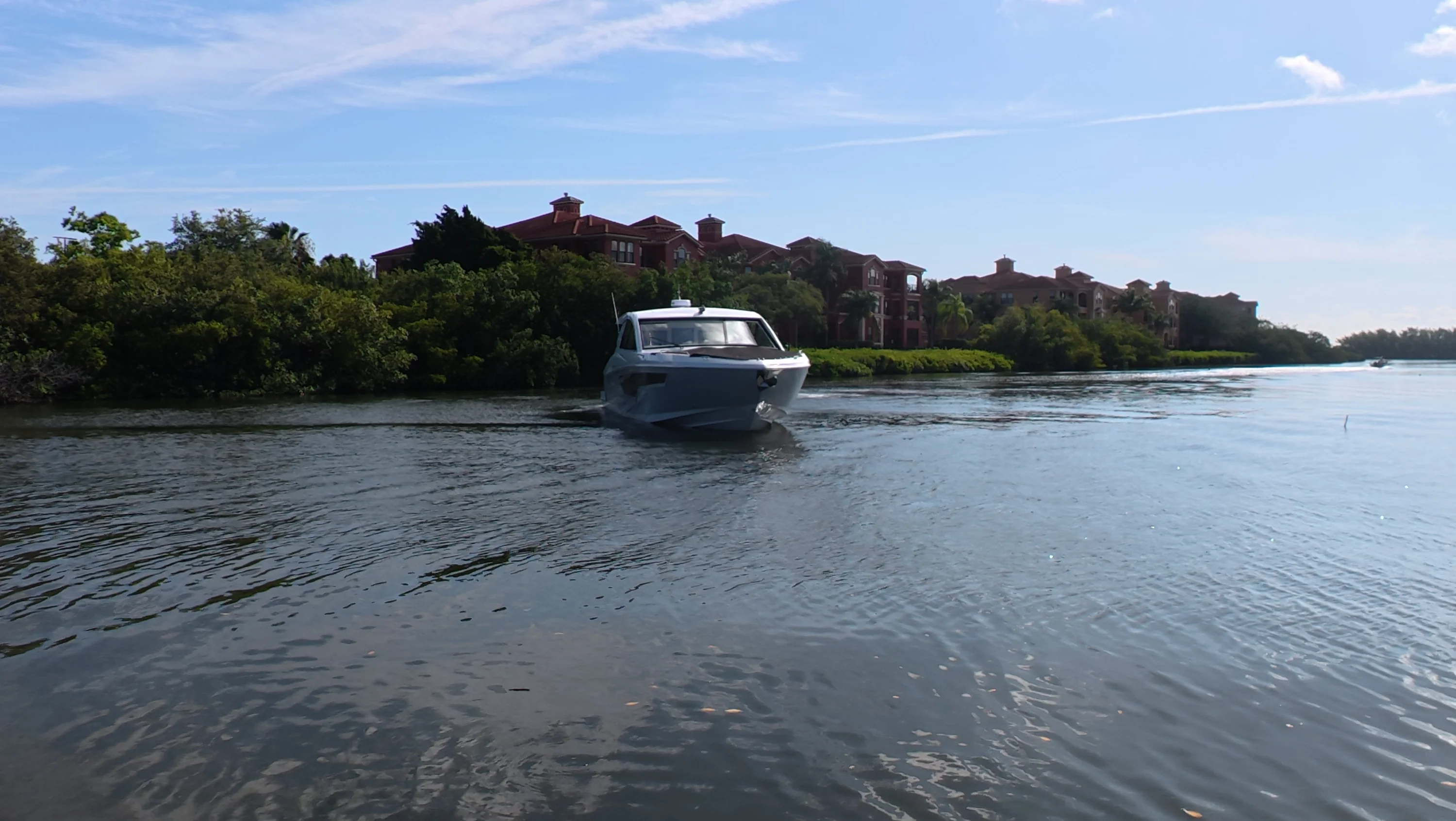 2026 Cruisers Yachts 50GLS OB Image Thumbnail #6