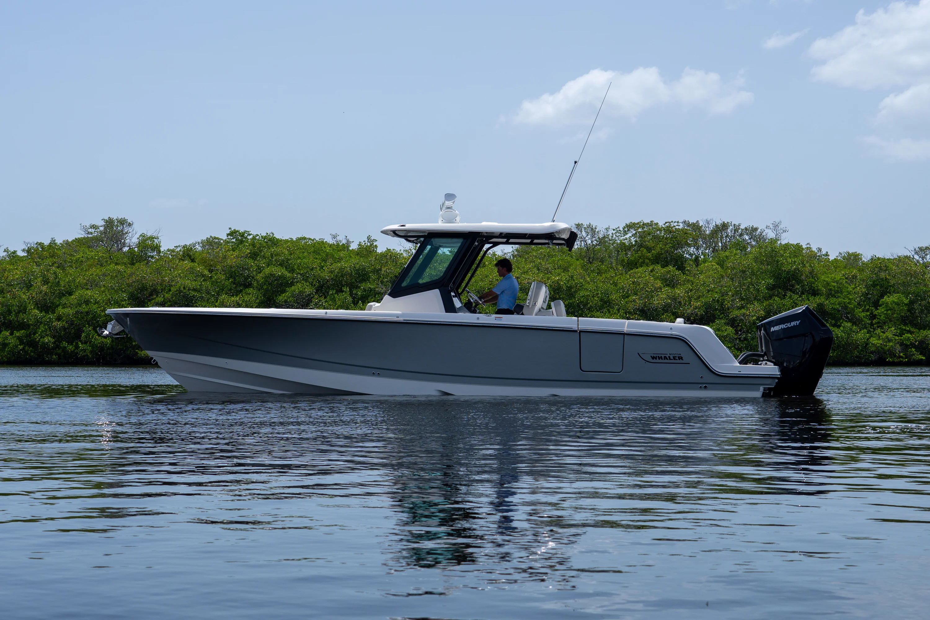 2026 Boston Whaler 330 Outrage Image Thumbnail #25