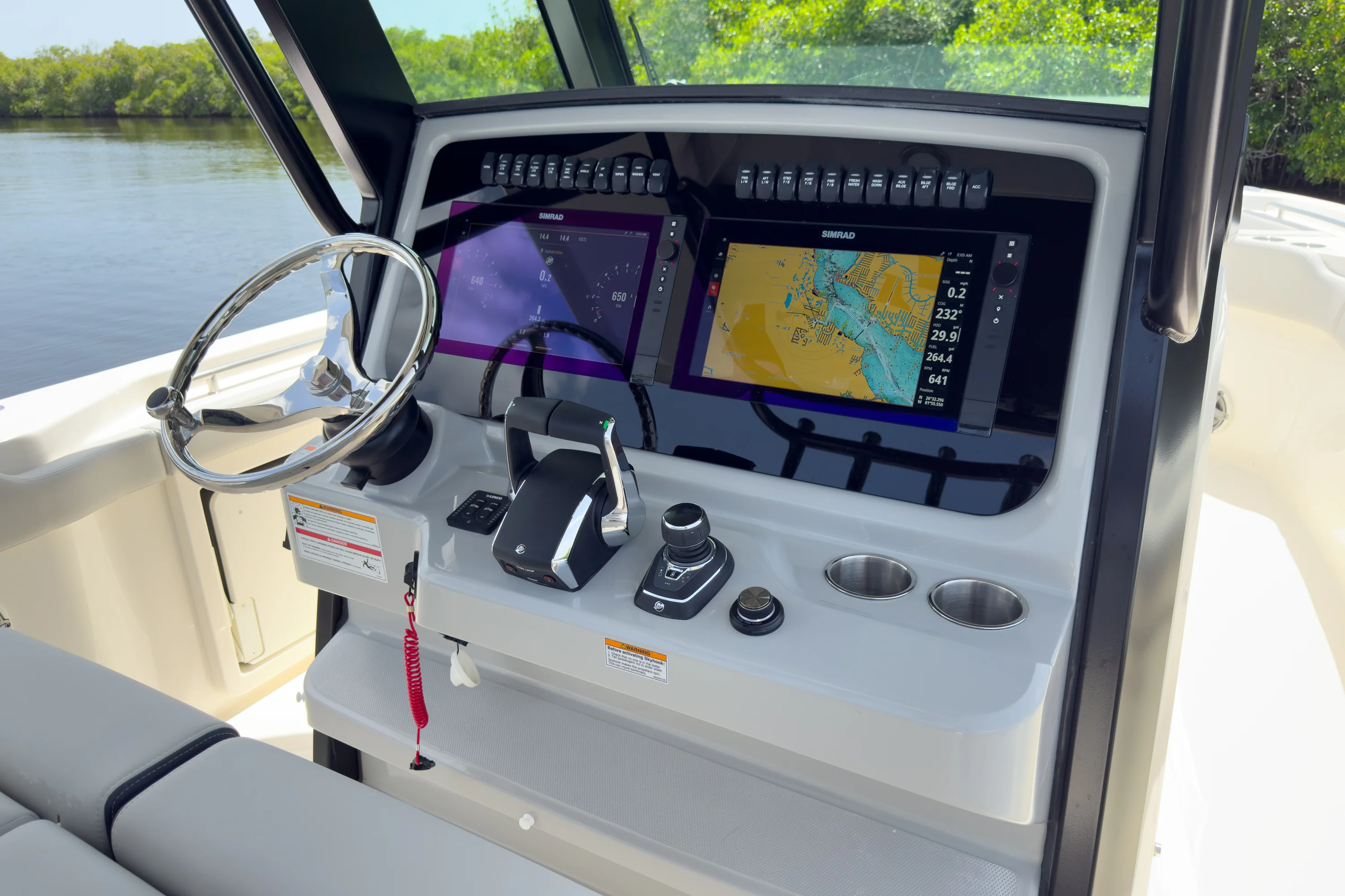2026 Boston Whaler 330 Outrage Image Thumbnail #10