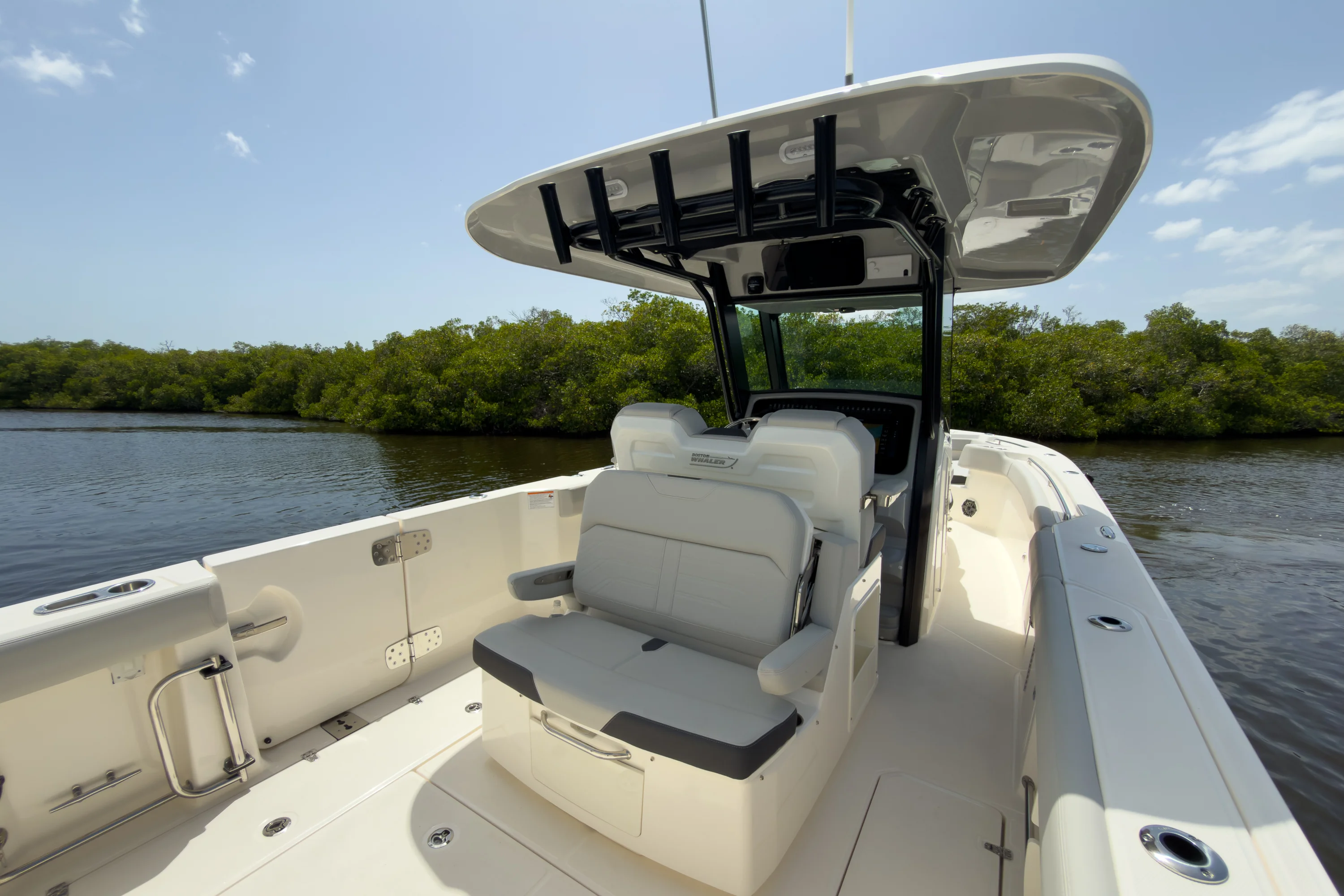 2026 Boston Whaler 330 Outrage Image Thumbnail #5