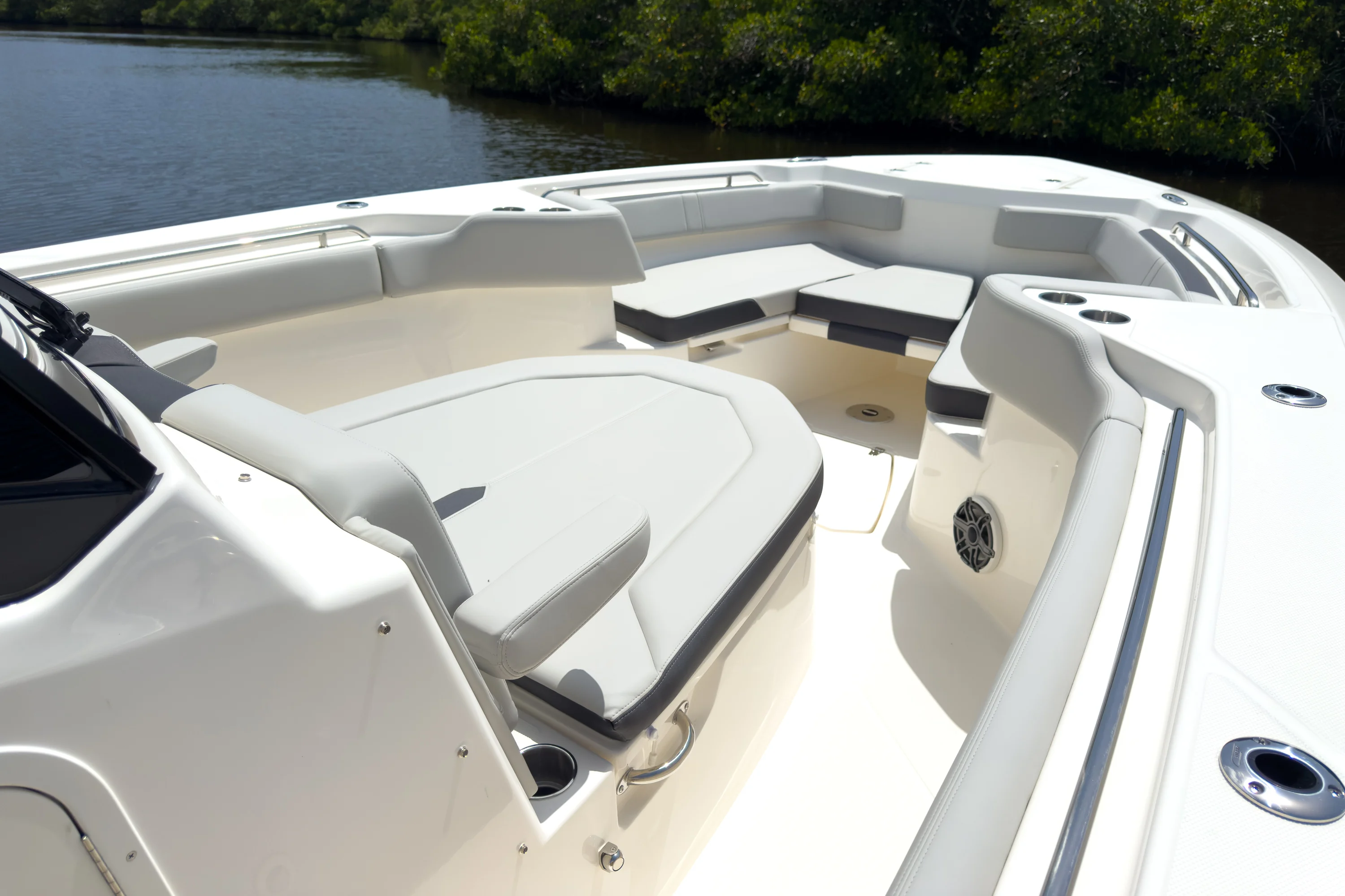 2026 Boston Whaler 330 Outrage Image Thumbnail #17
