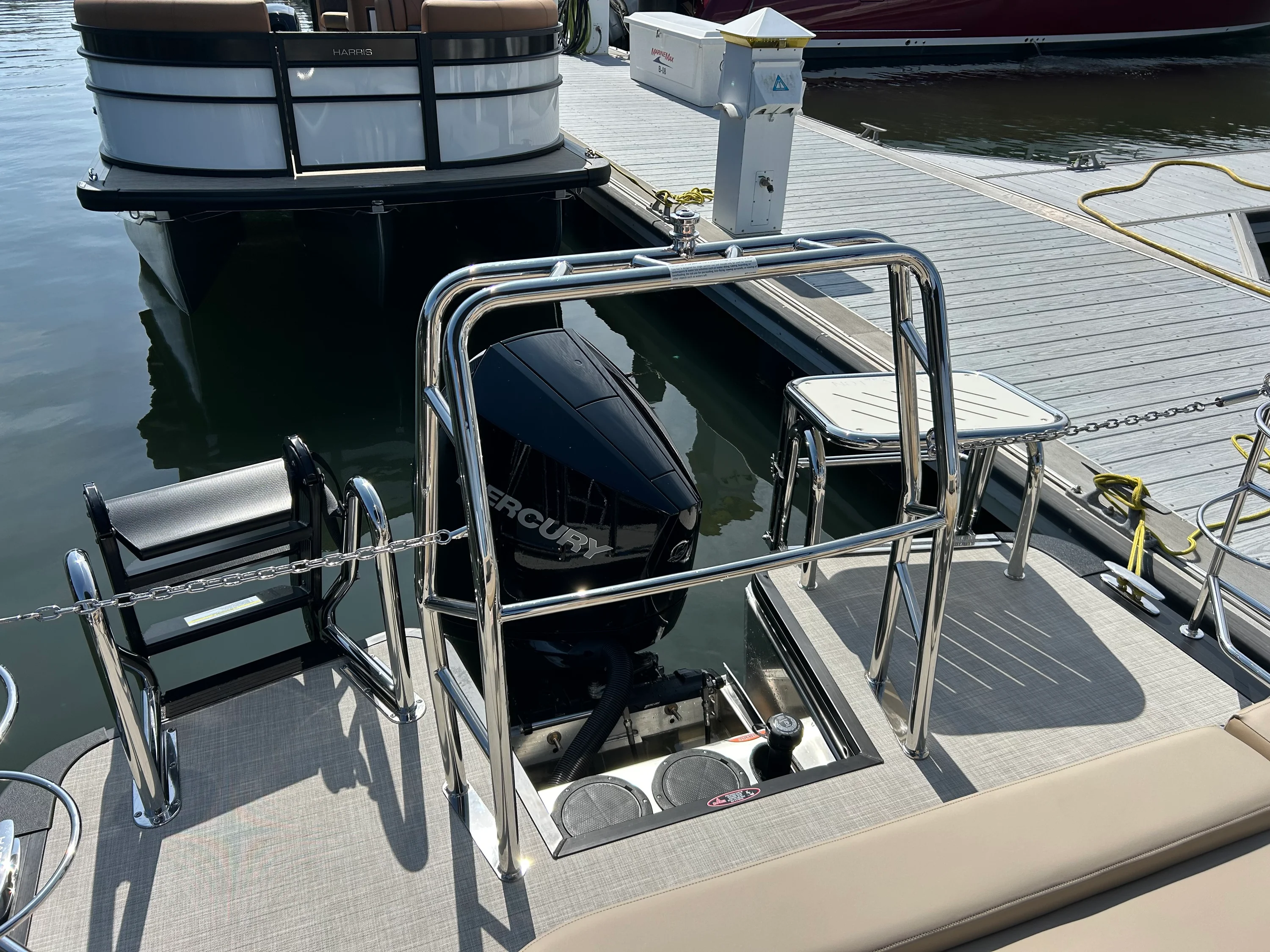 2026 Harris Solstice 230 Image Thumbnail #13
