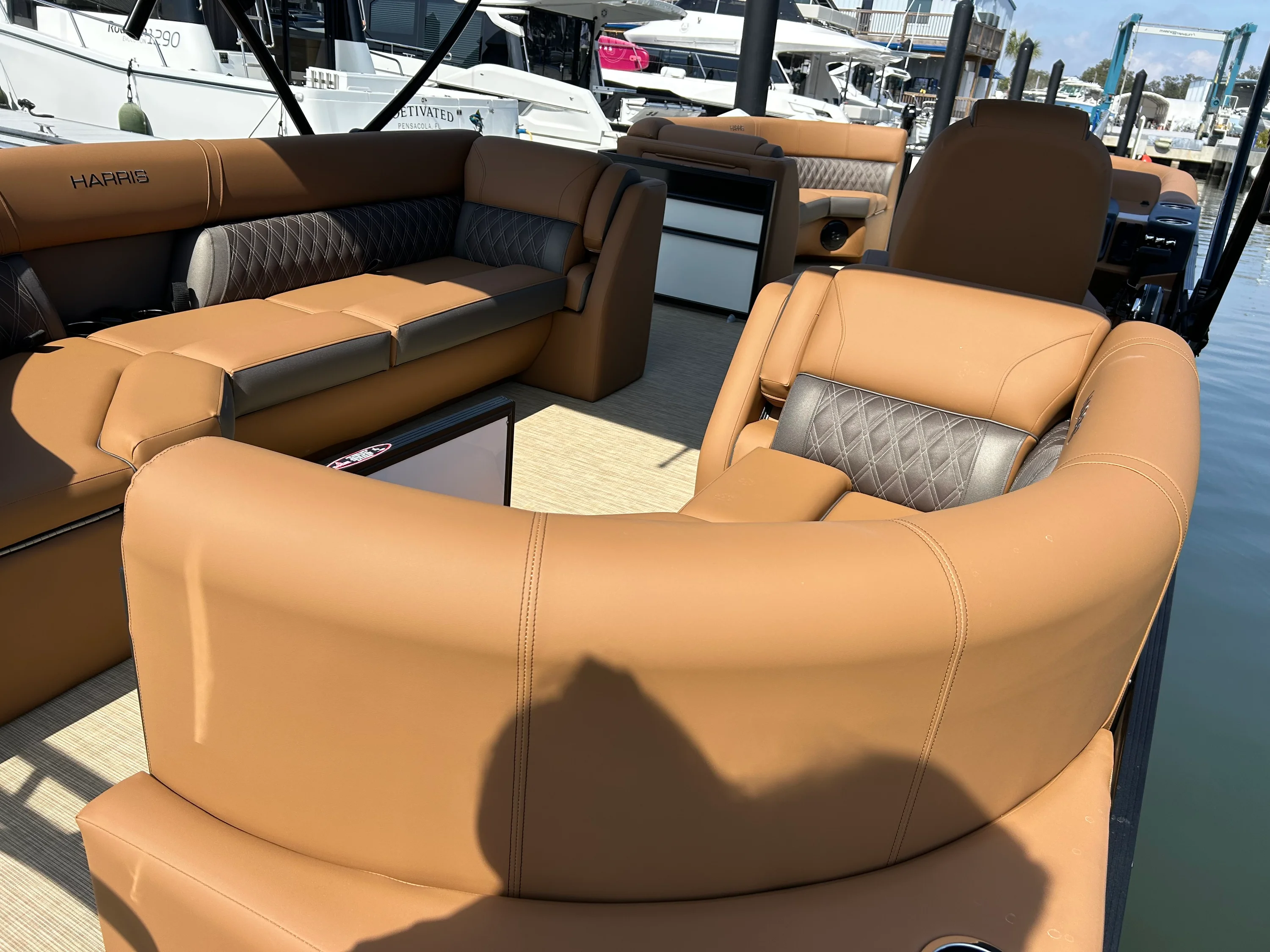 2026 Harris Cruiser 230 Image Thumbnail #15