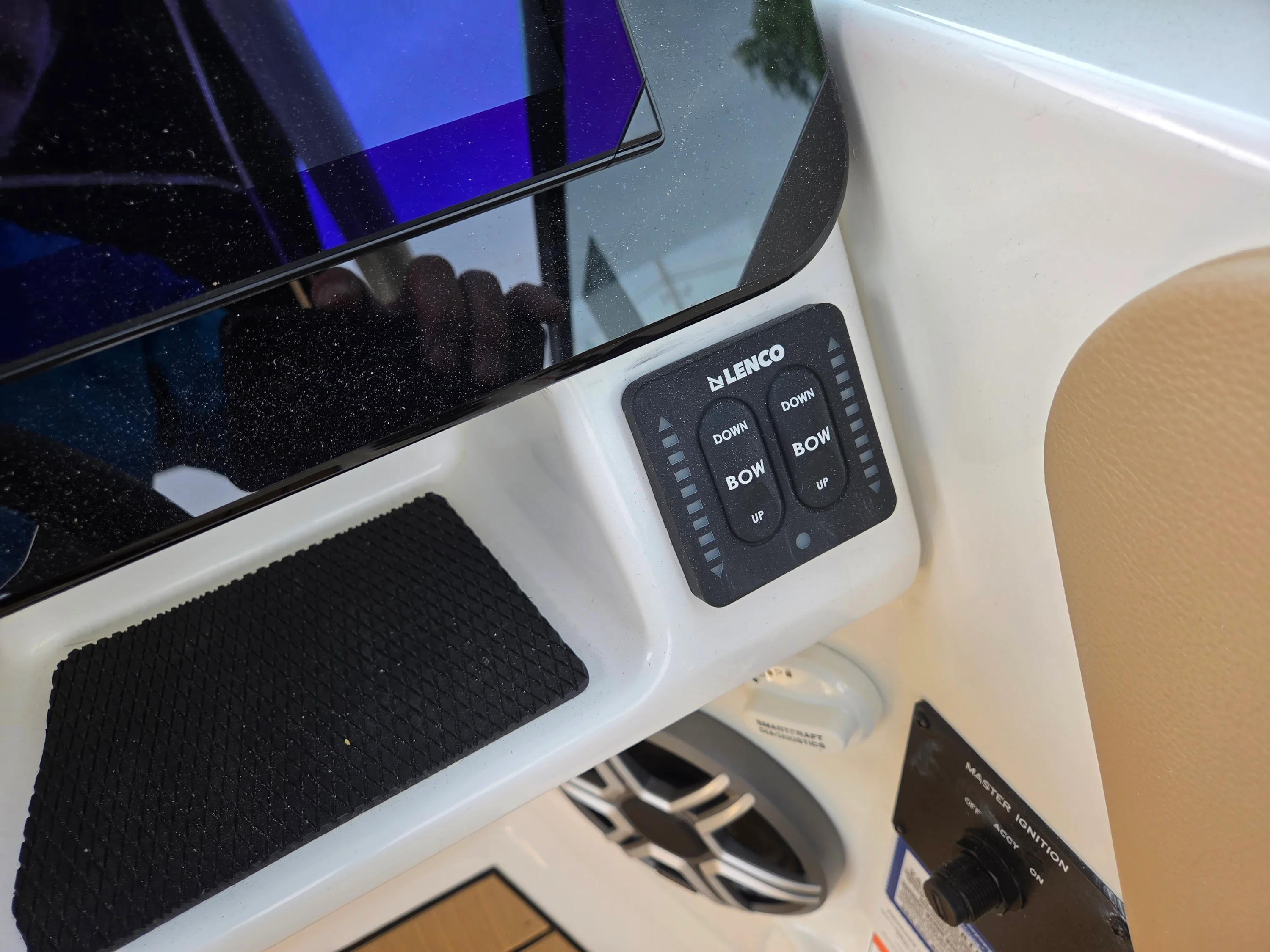 2026 Sea Ray SDX 270 Outboard Image Thumbnail #22