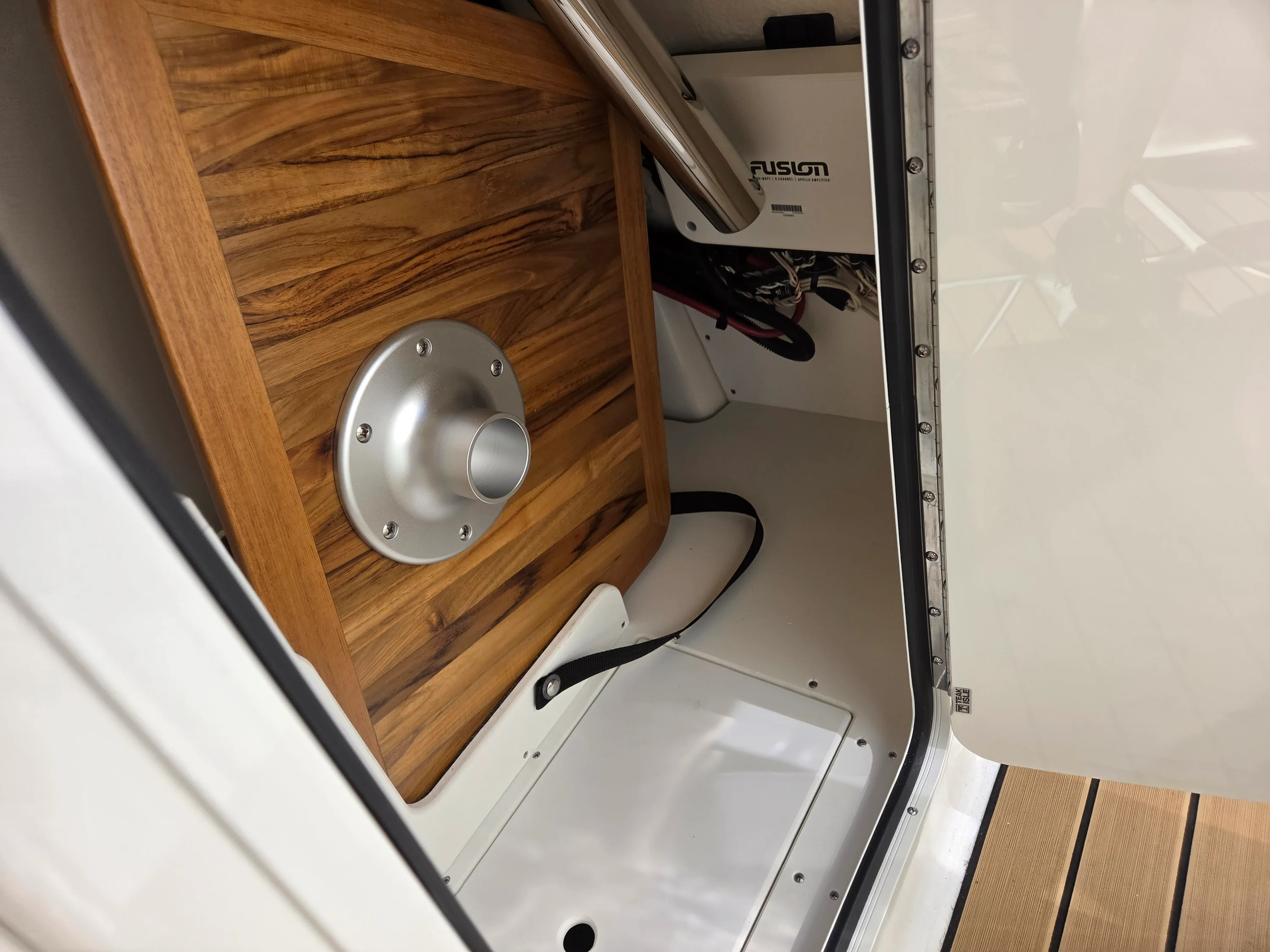 2026 Sea Ray SDX 270 Outboard Image Thumbnail #29