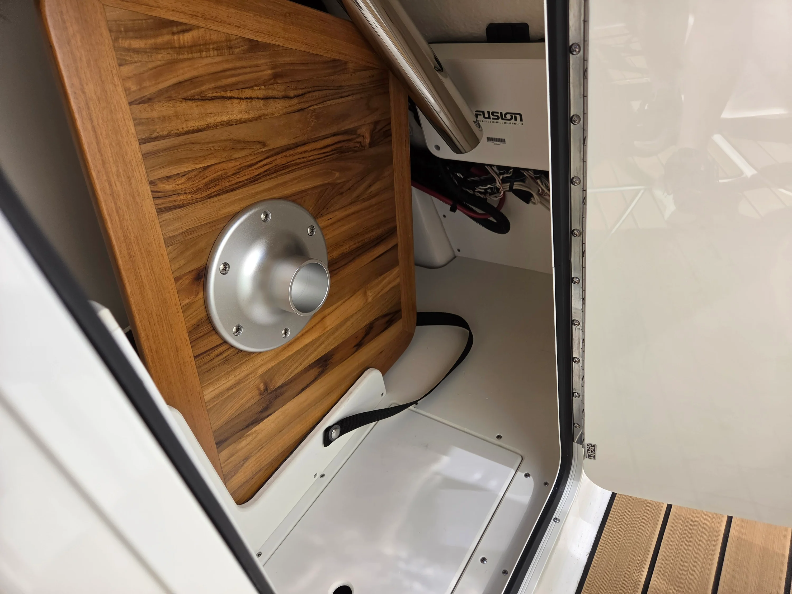 2026 Sea Ray SDX 270 Outboard Image Thumbnail #28