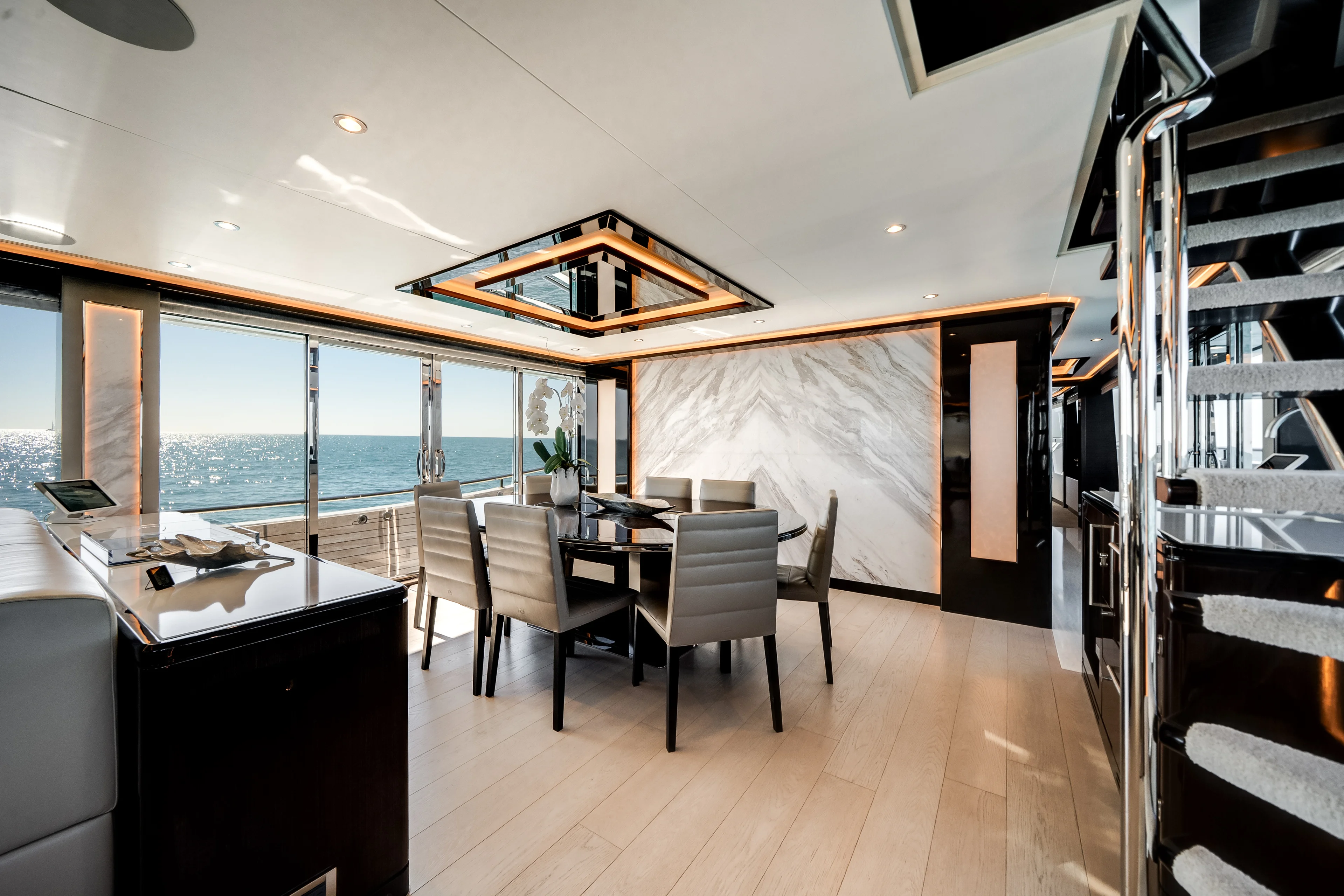 2022 Ocean Alexander 37 L Image Thumbnail #27