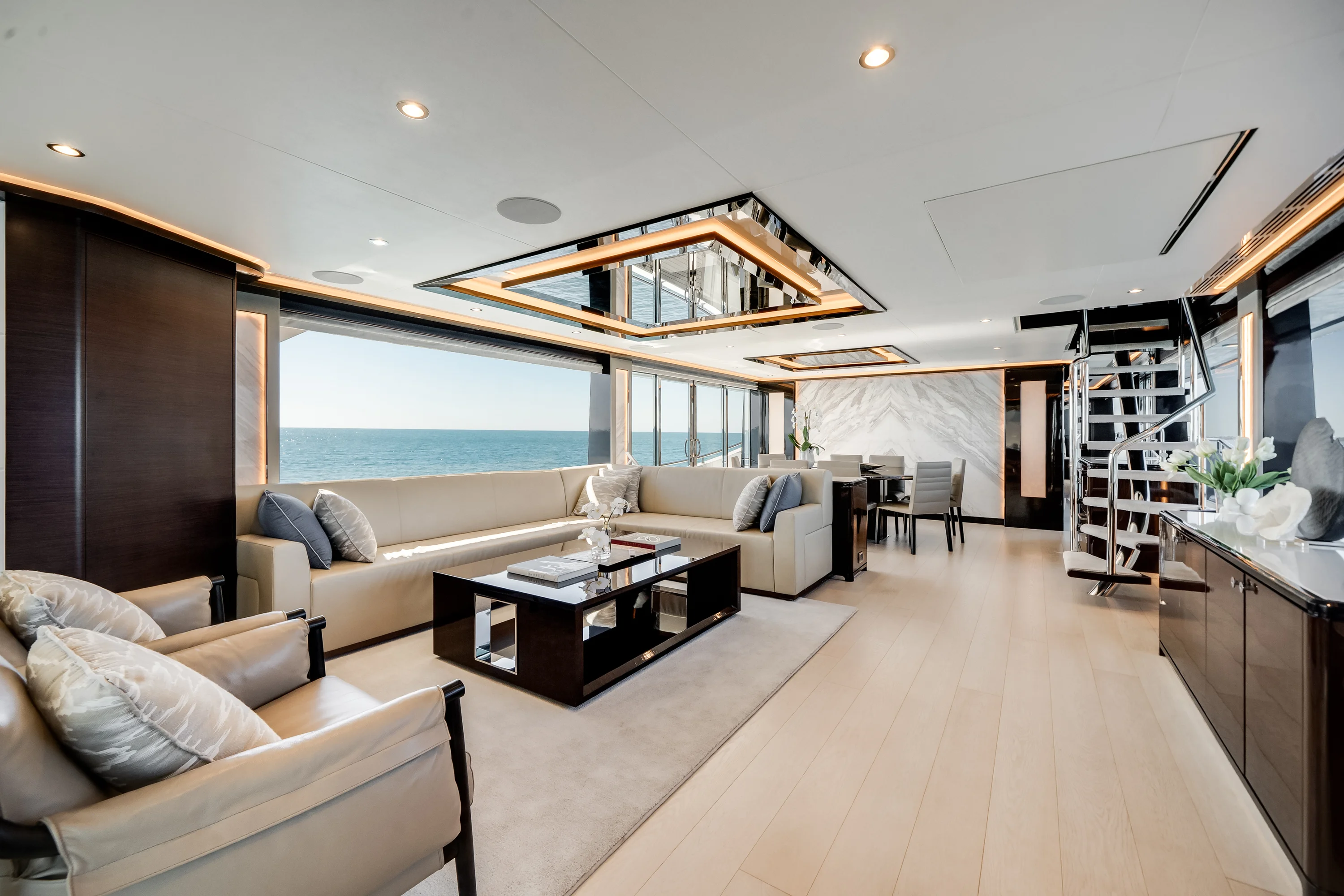 2022 Ocean Alexander 37 L Image Thumbnail #20