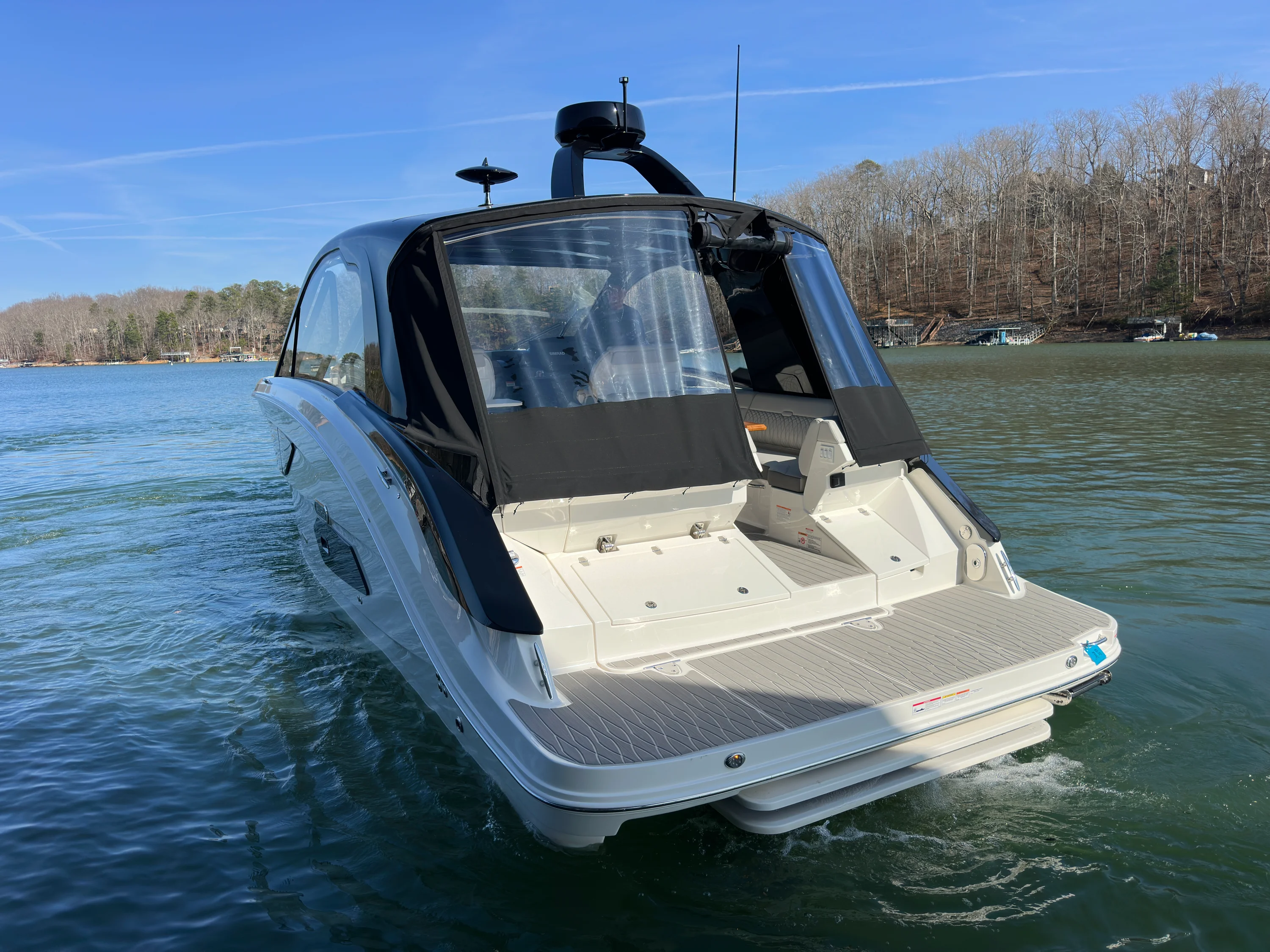 2026 Sea Ray Sundancer 370 Image Thumbnail #2