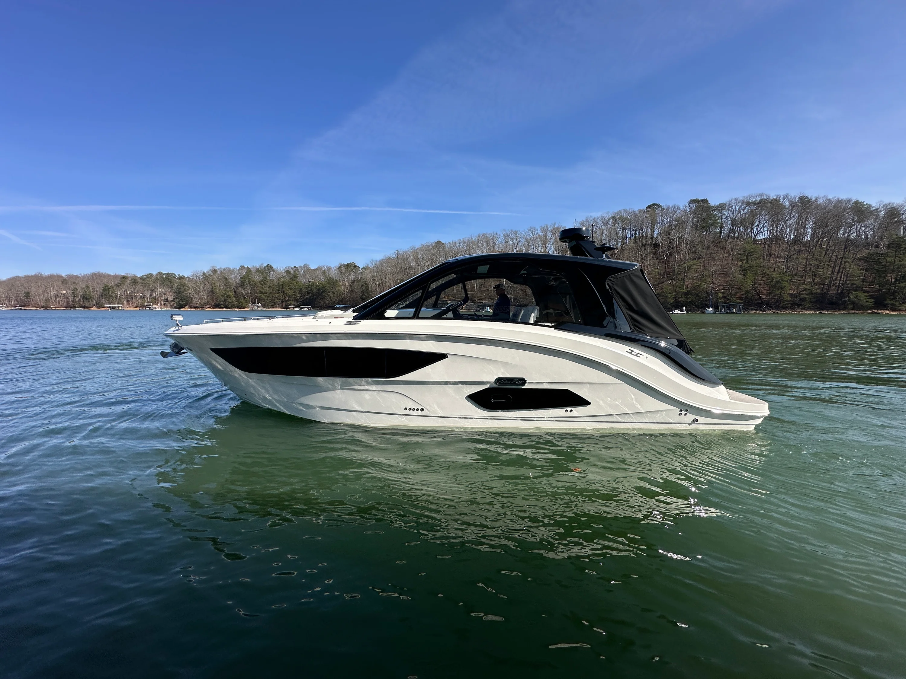 2026 Sea Ray Sundancer 370 Image Thumbnail #0