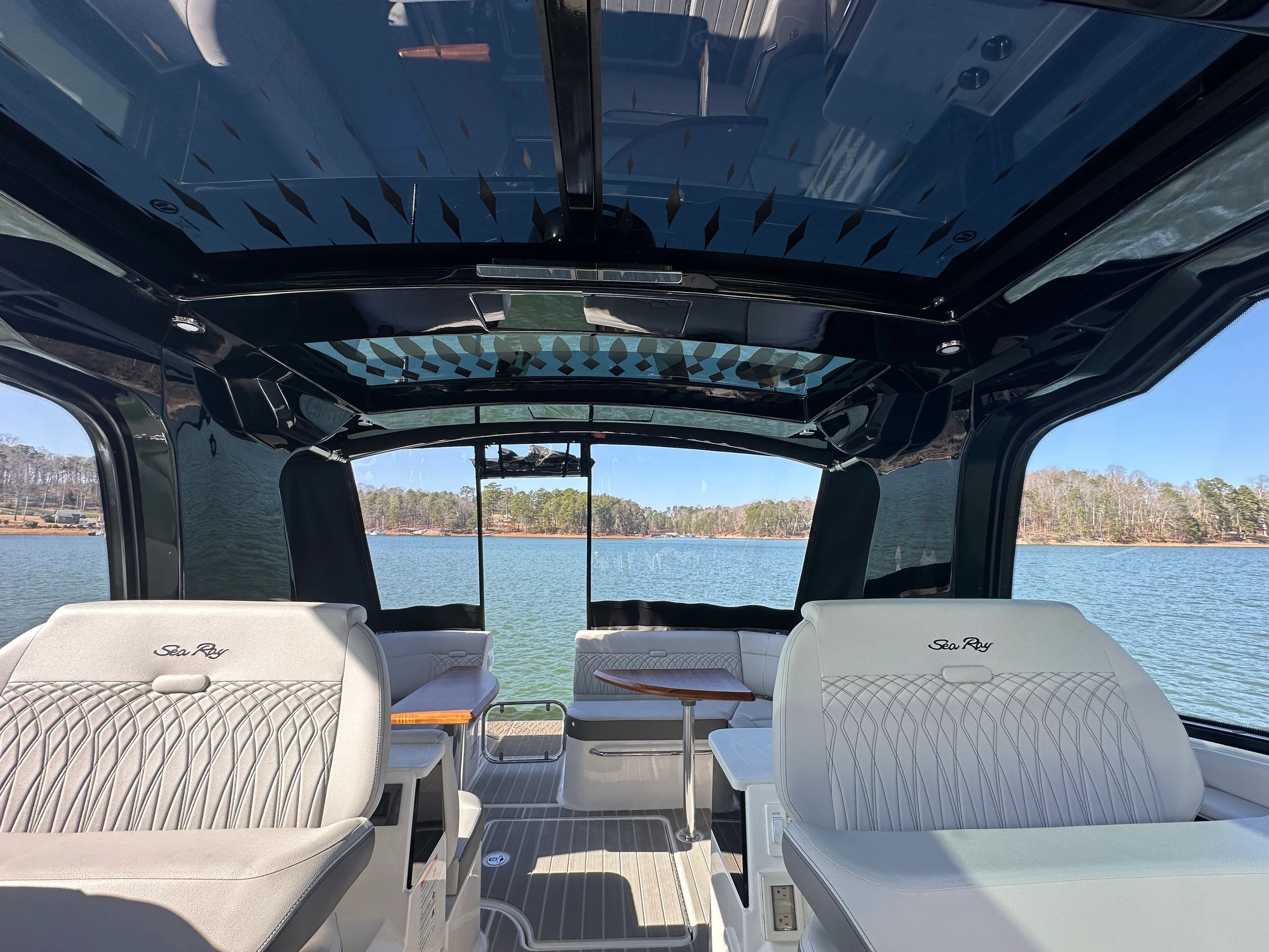 2026 Sea Ray Sundancer 370 Image Thumbnail #34