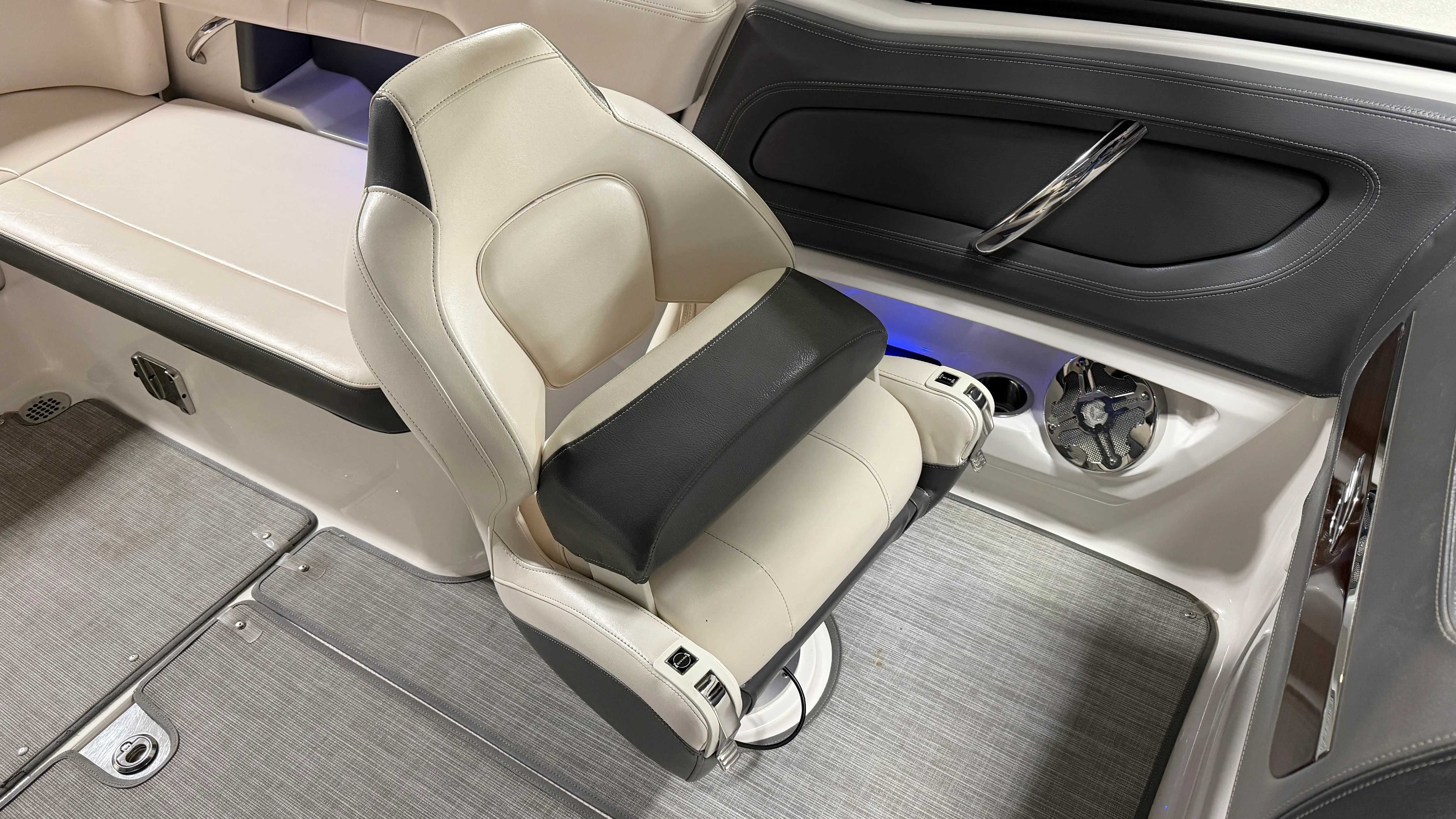 2016 Chaparral 257 SSX Image Thumbnail #44