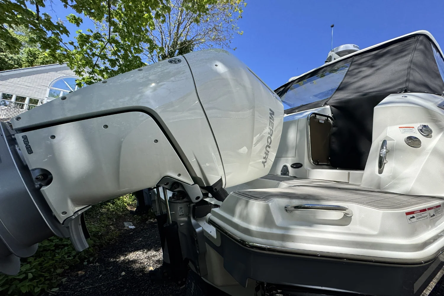 2026 Sea Ray Sundancer 320 Outboard Image Thumbnail #4