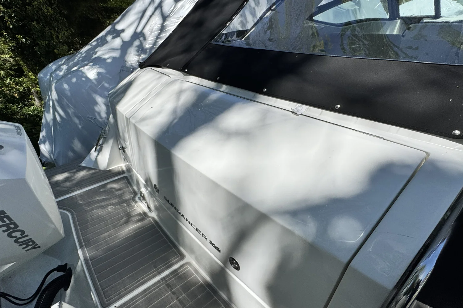 2026 Sea Ray Sundancer 320 Outboard Image Thumbnail #7
