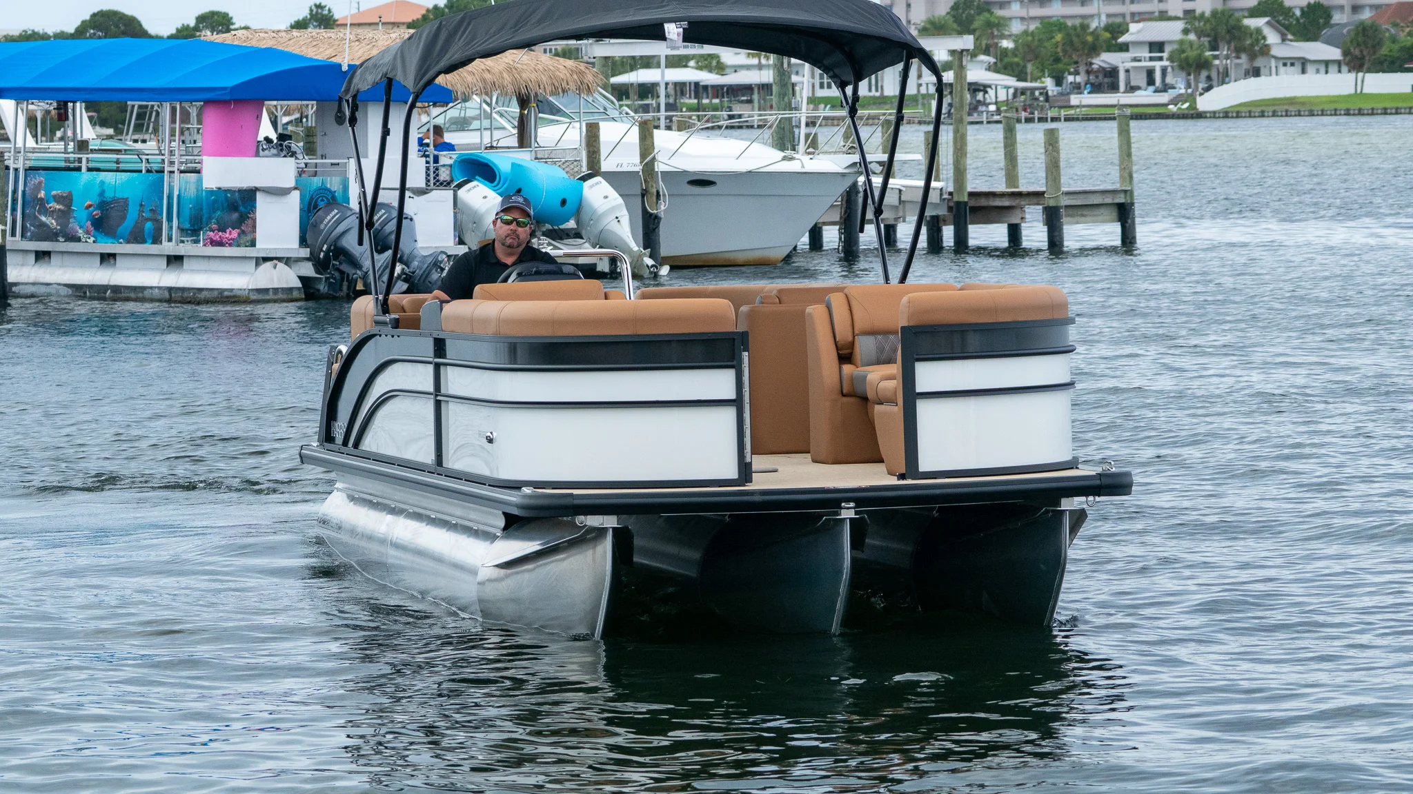 2026 Harris Cruiser 230 Image Thumbnail #9