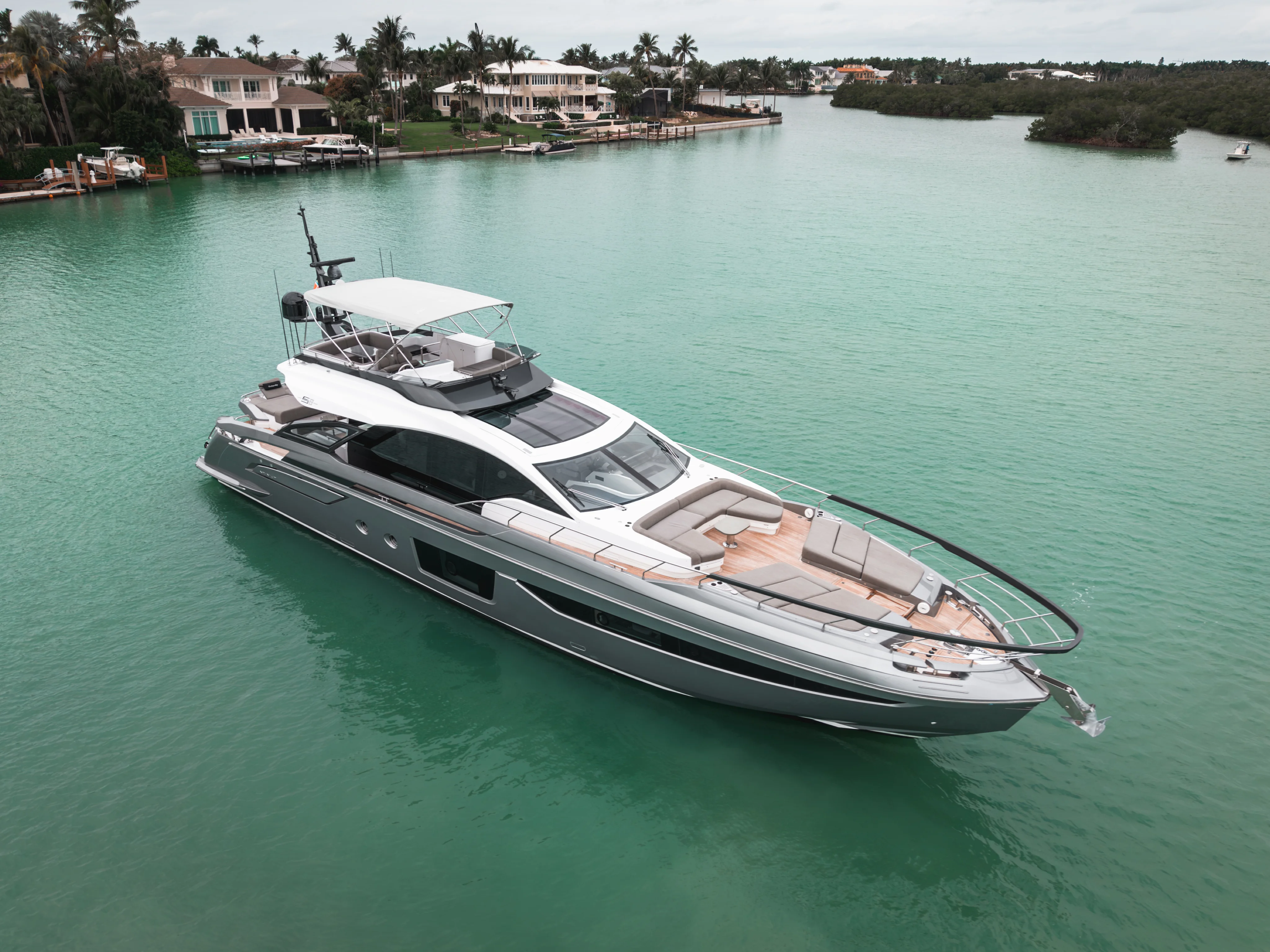 2020 Azimut S8 Image Thumbnail #5