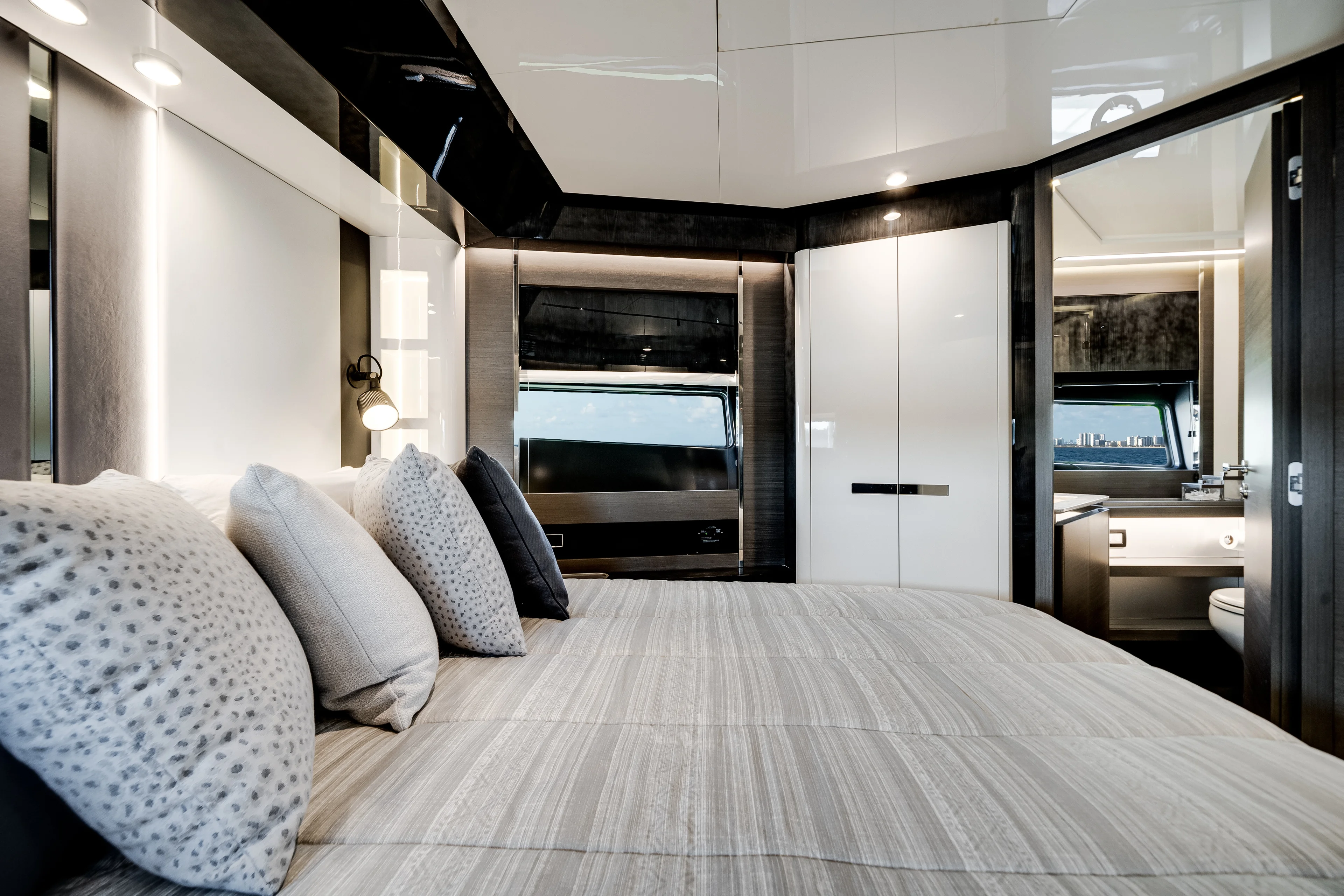 2020 Azimut S8 Image Thumbnail #58