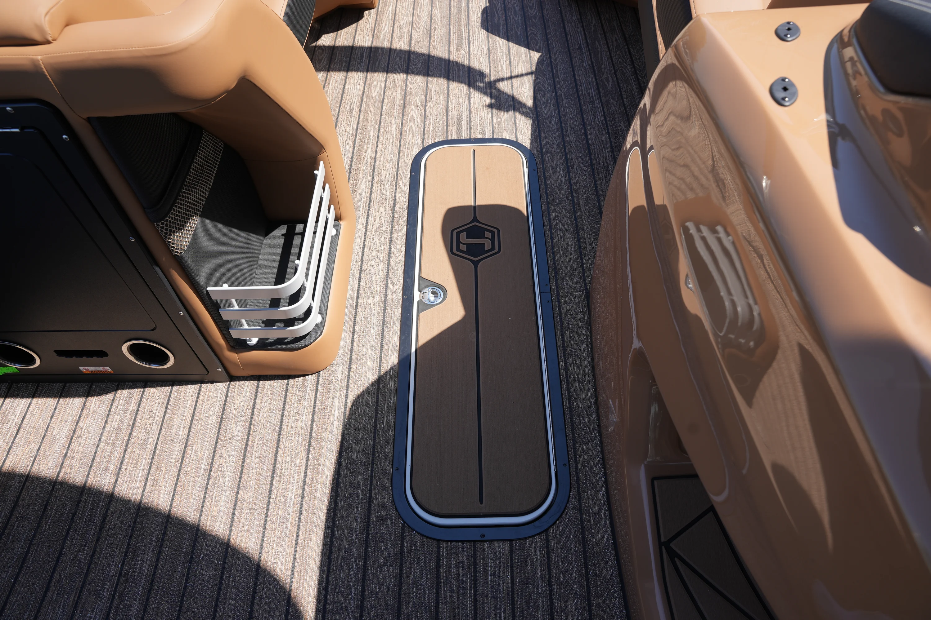 2026 Harris 230 GRAND MARINER Image Thumbnail #30
