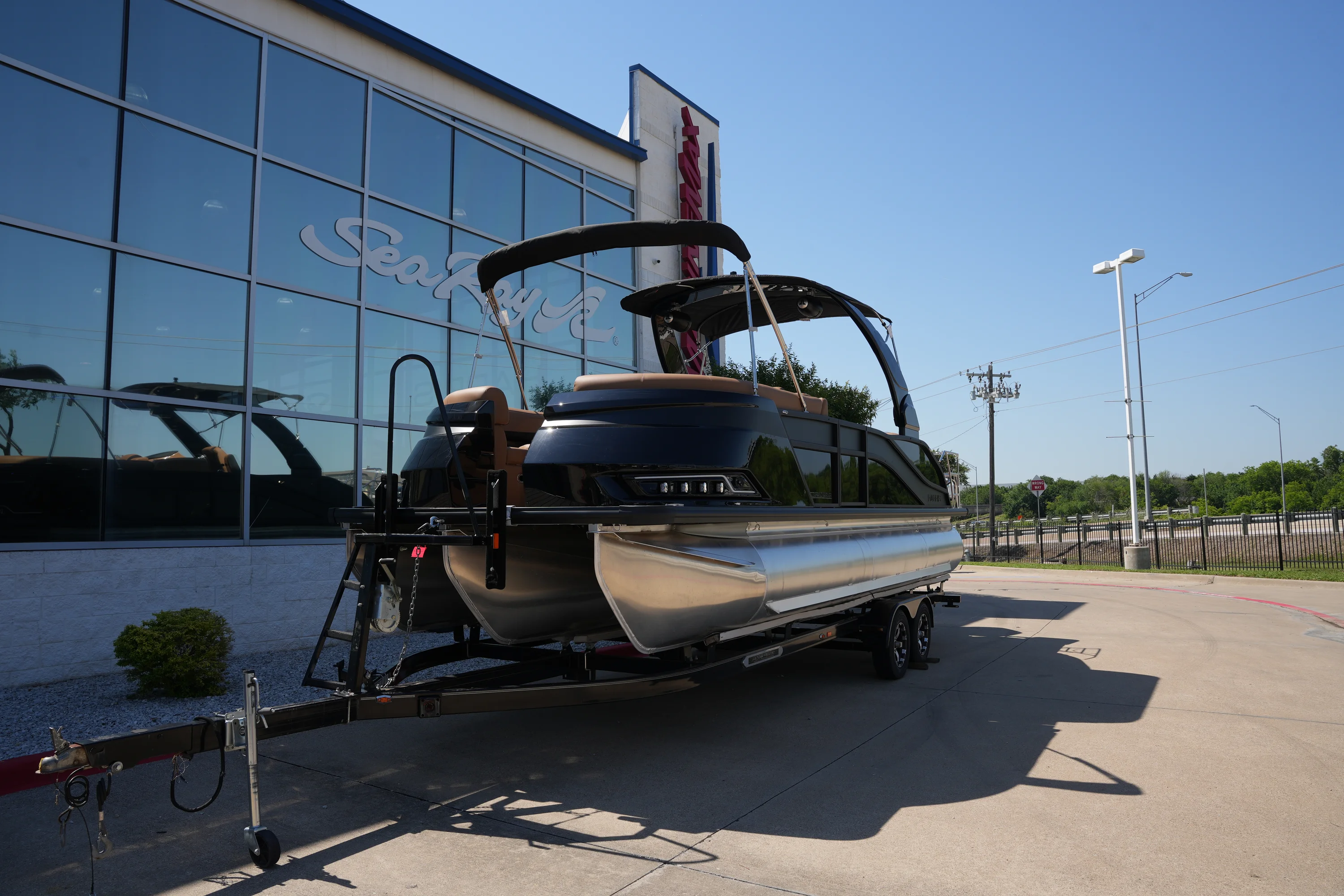 2026 Harris 230 GRAND MARINER Image Thumbnail #1