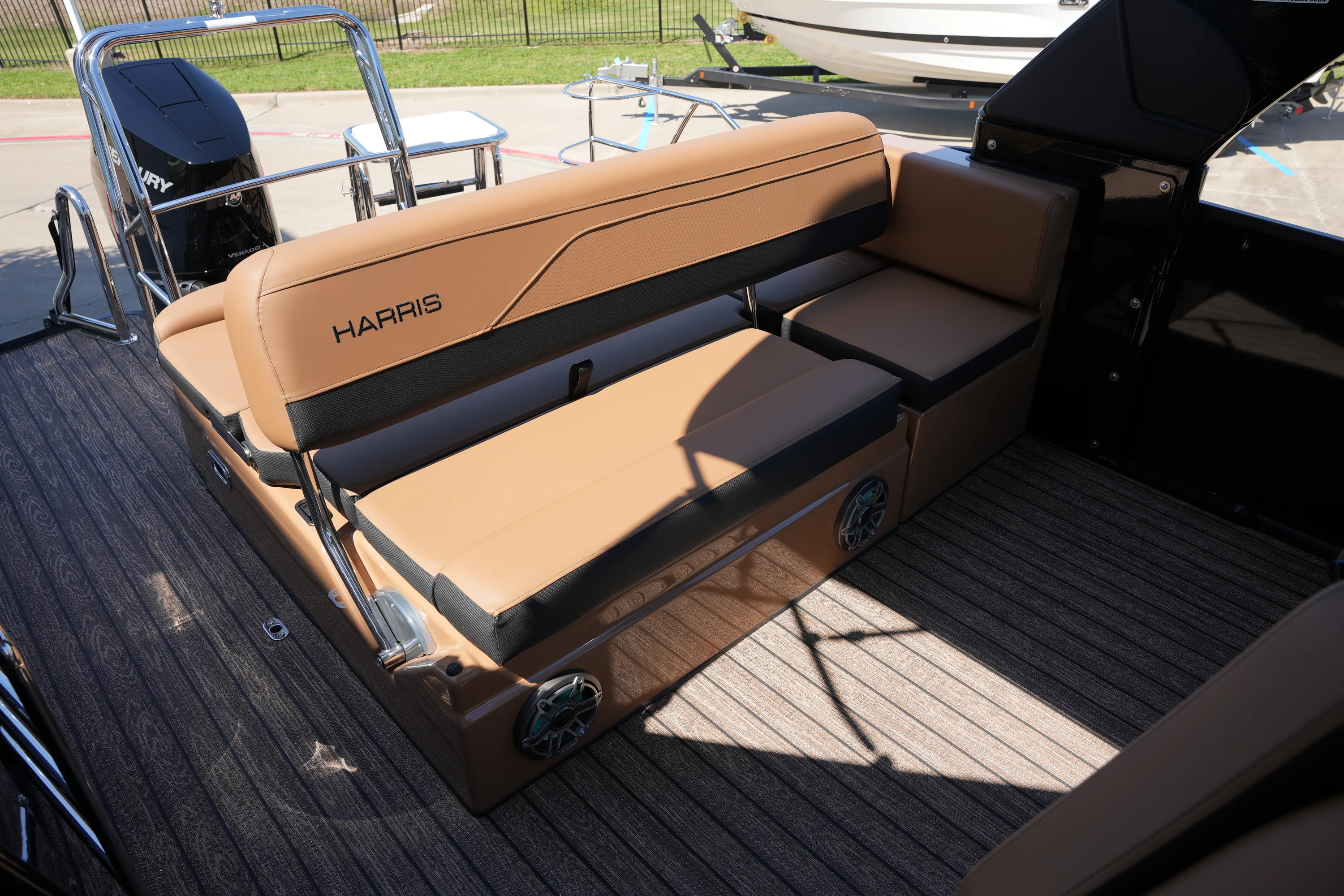 2026 Harris 230 GRAND MARINER Image Thumbnail #15