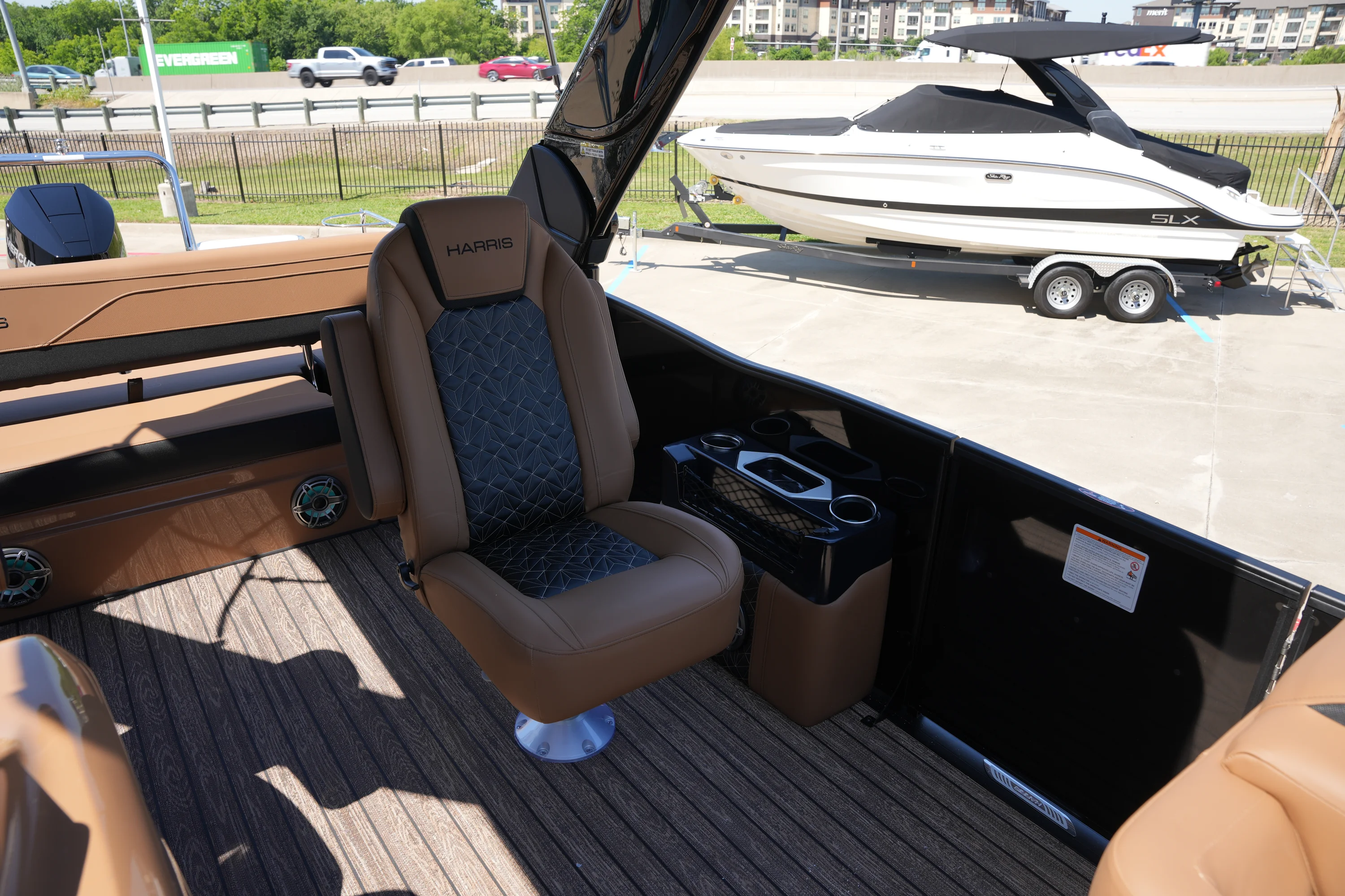 2026 Harris 230 GRAND MARINER Image Thumbnail #19