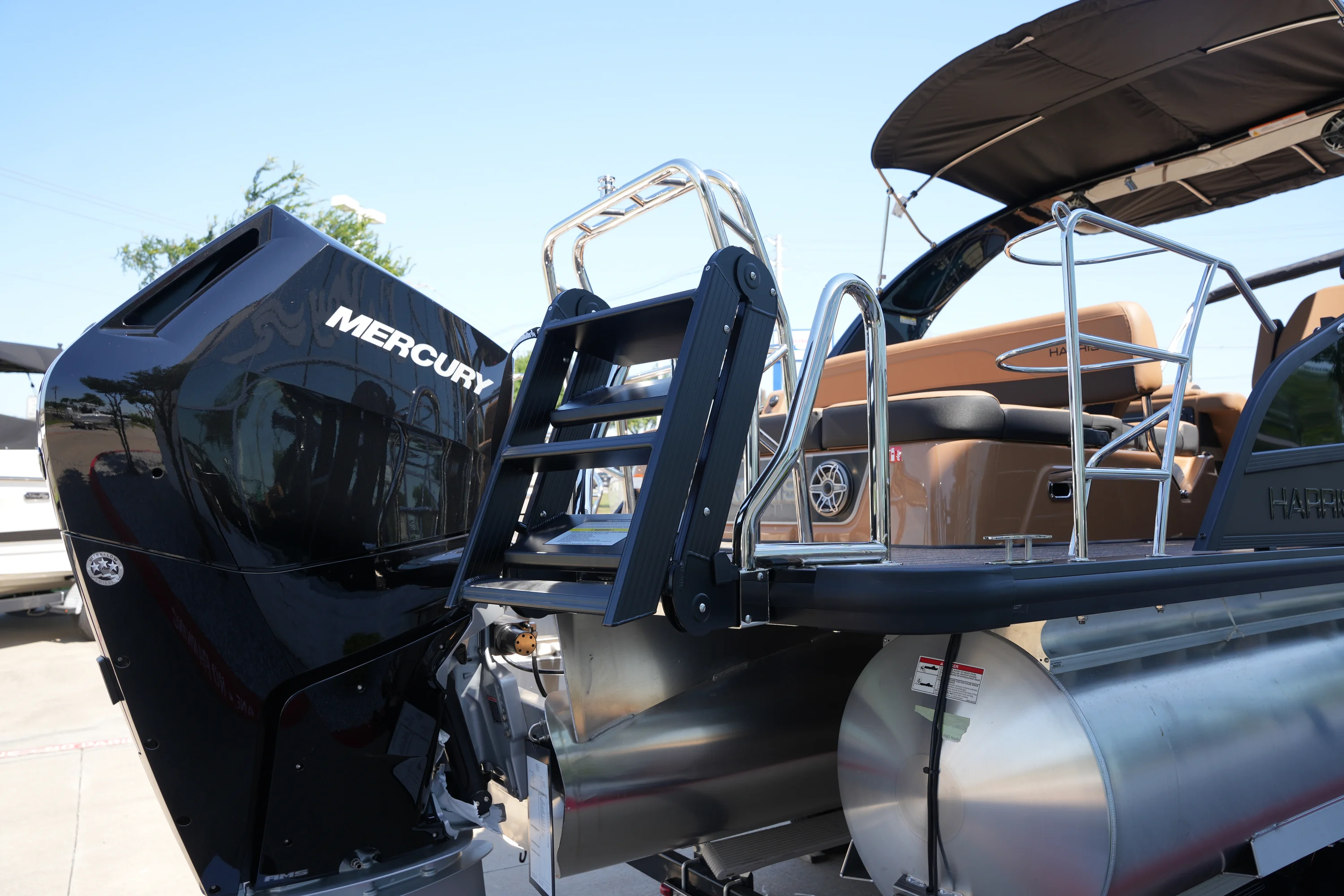 2026 Harris 230 GRAND MARINER Image Thumbnail #6