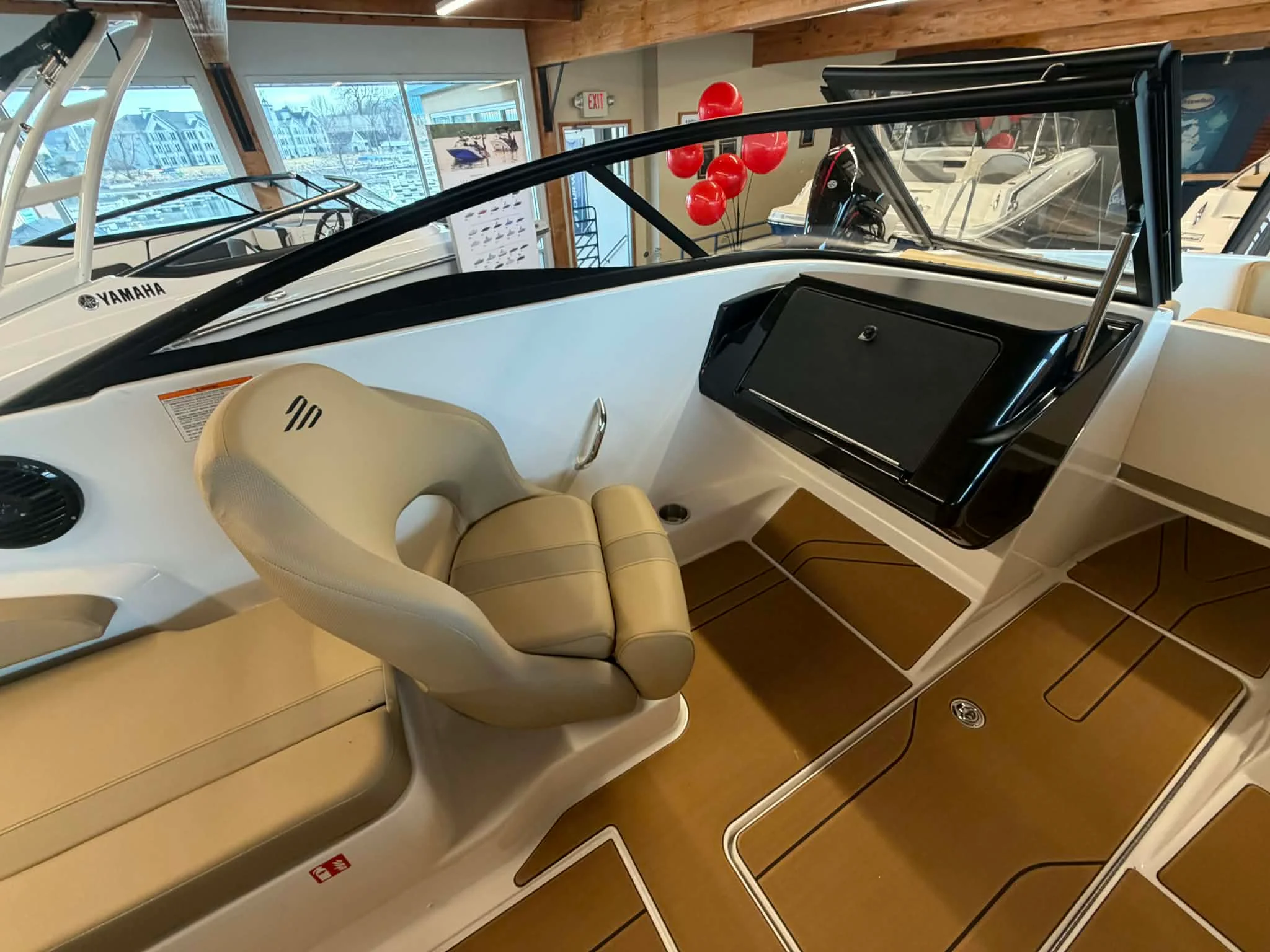 2026 Bayliner V20 Image Thumbnail #11