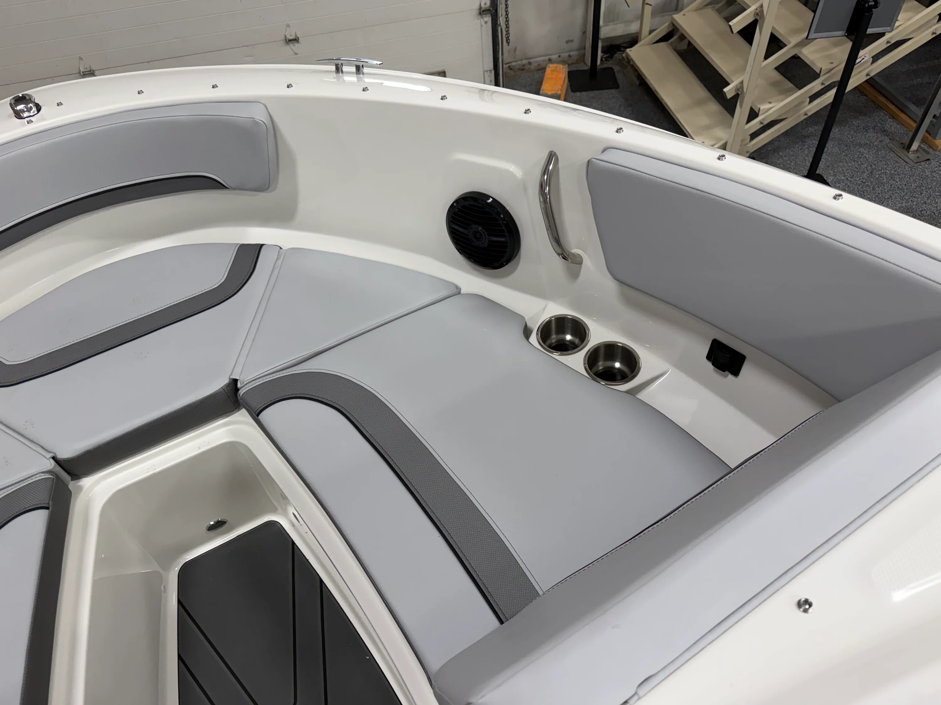 2026 Bayliner V20 Image Thumbnail #7