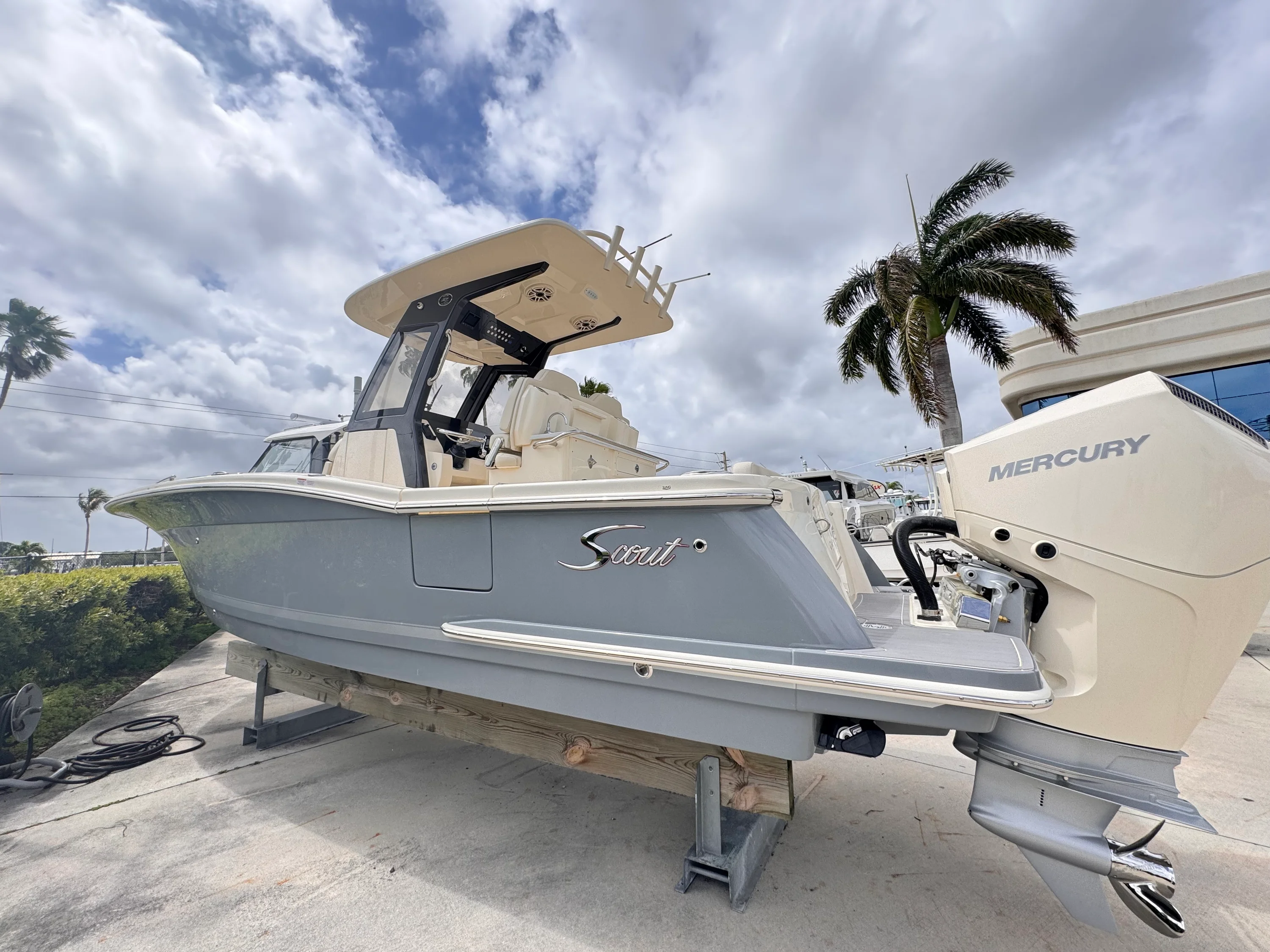 2026 Scout 260 LXF Image Thumbnail #4