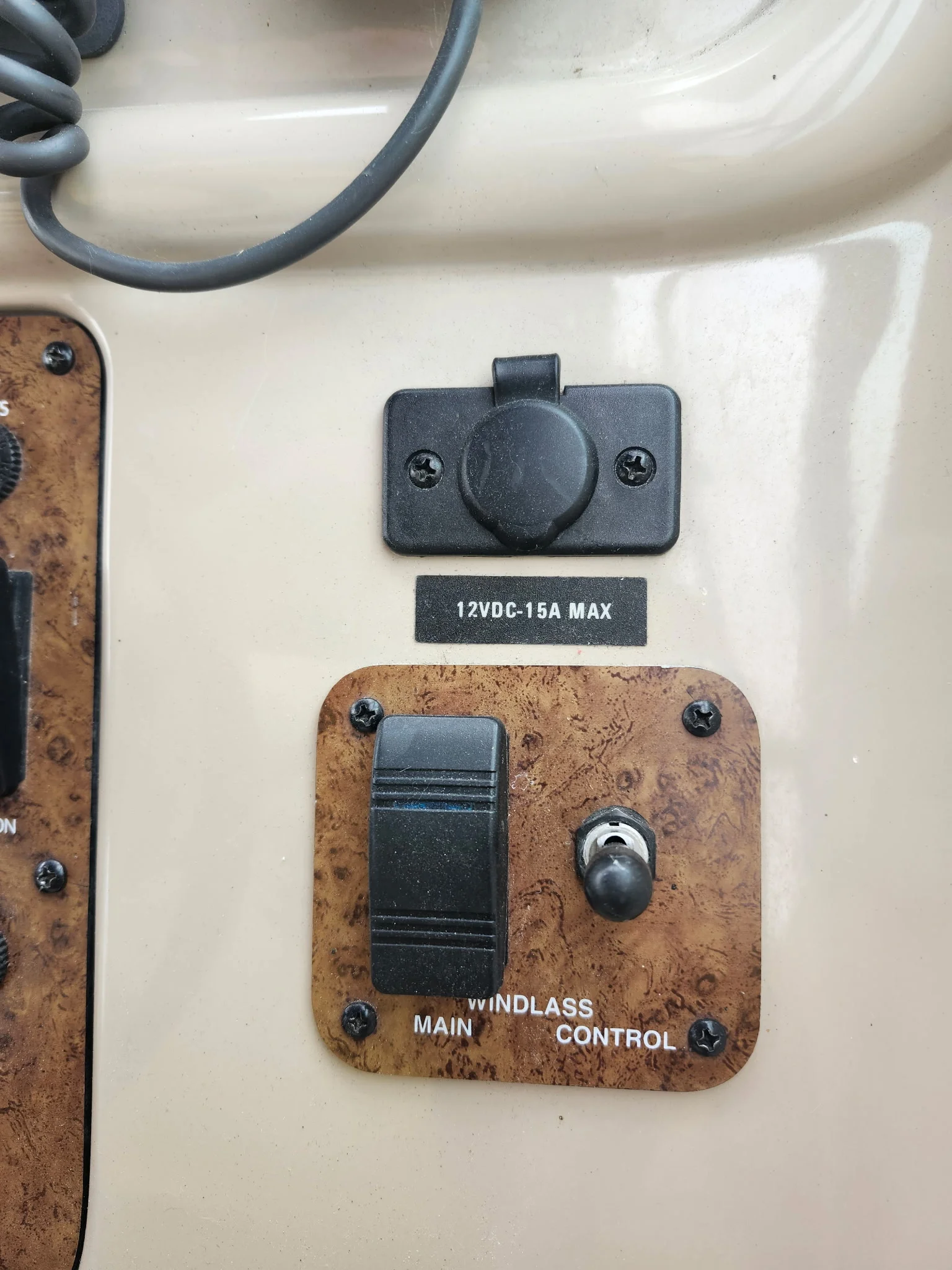 1999 Sea Ray 270 SUNDANCER Image Thumbnail #11