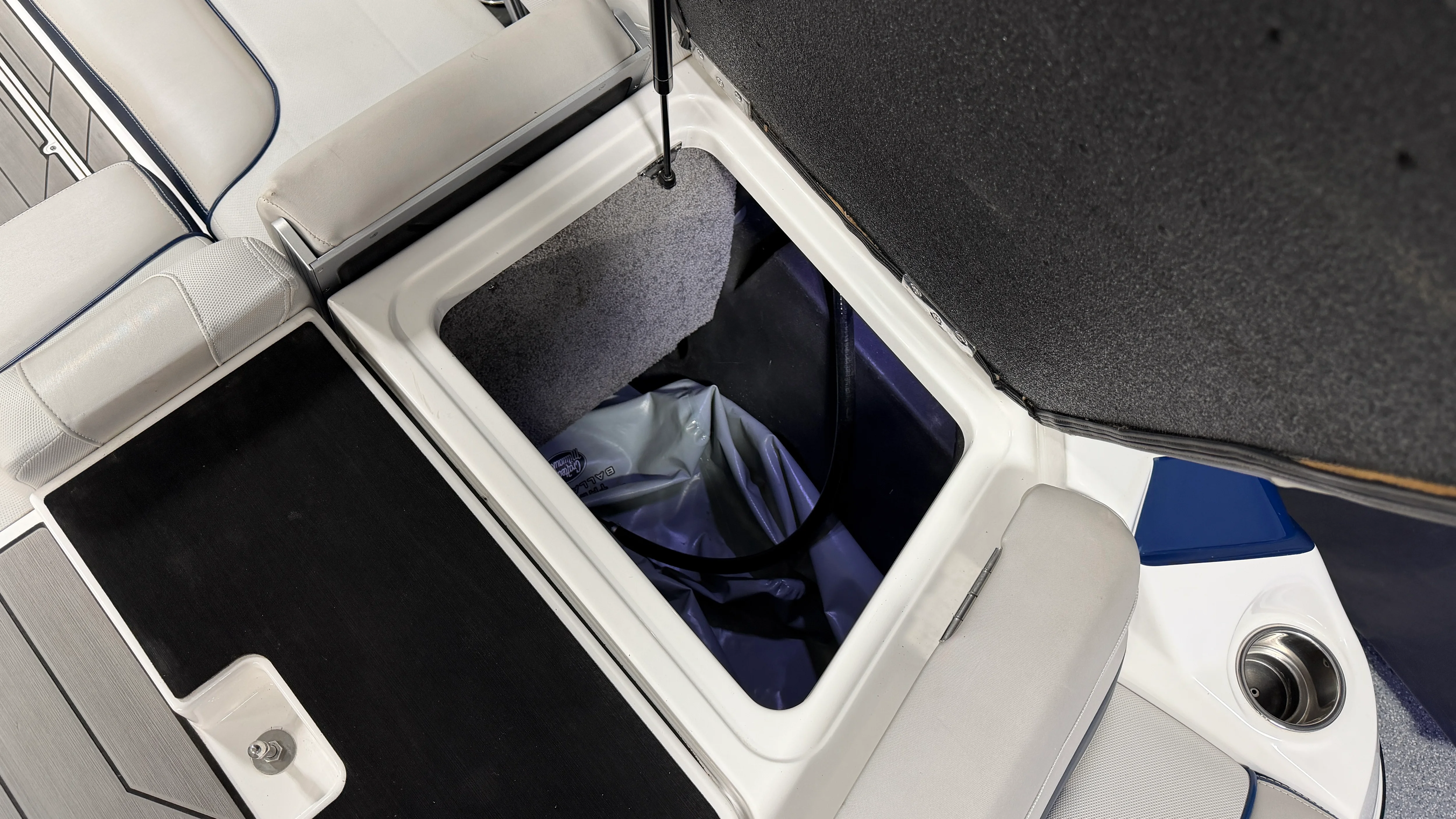 2017 Malibu 24MXZ Image Thumbnail #26