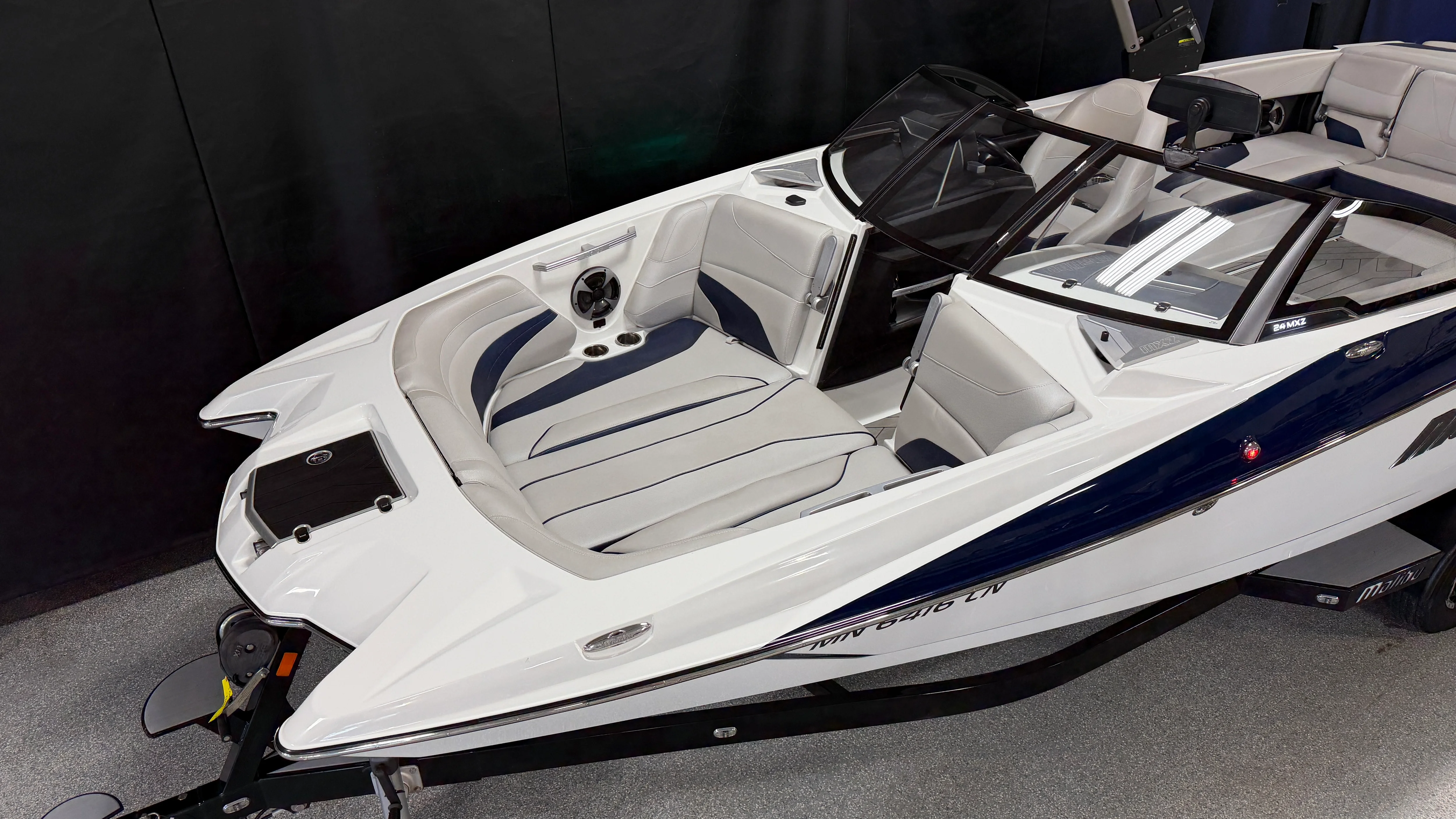 2017 Malibu 24MXZ Image Thumbnail #5