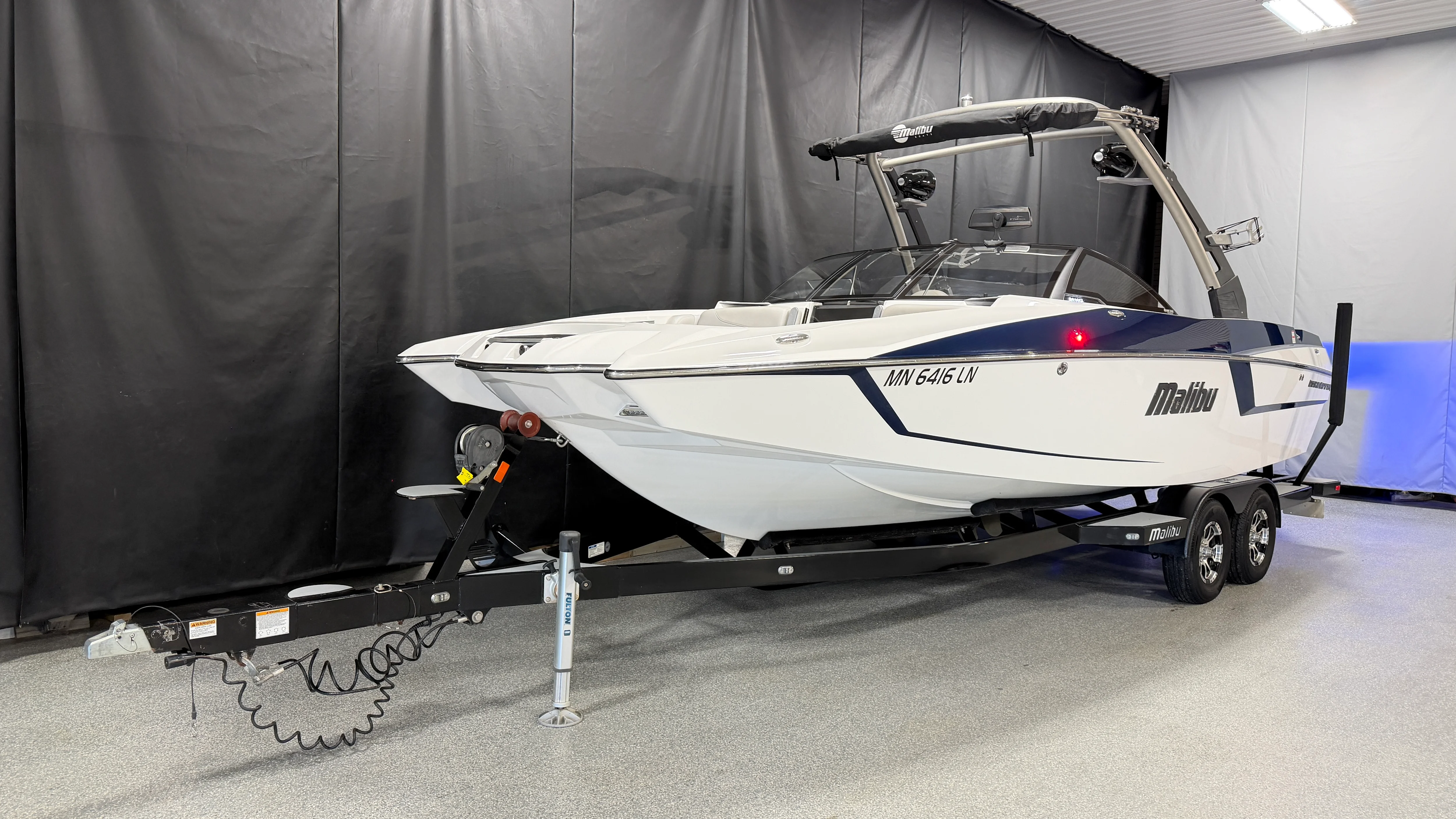 2017 Malibu 24MXZ Image Thumbnail #2