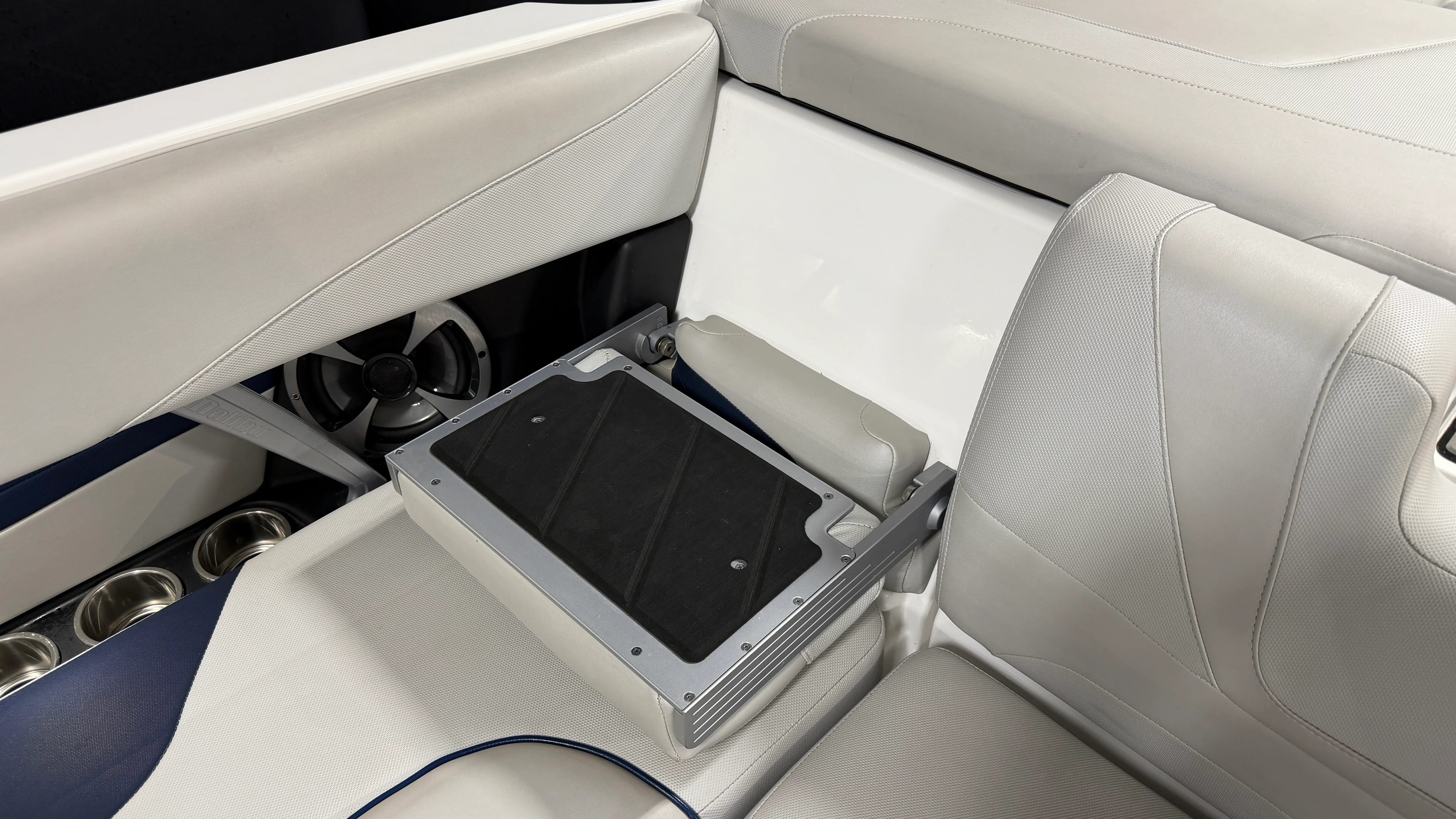 2017 Malibu 24MXZ Image Thumbnail #35