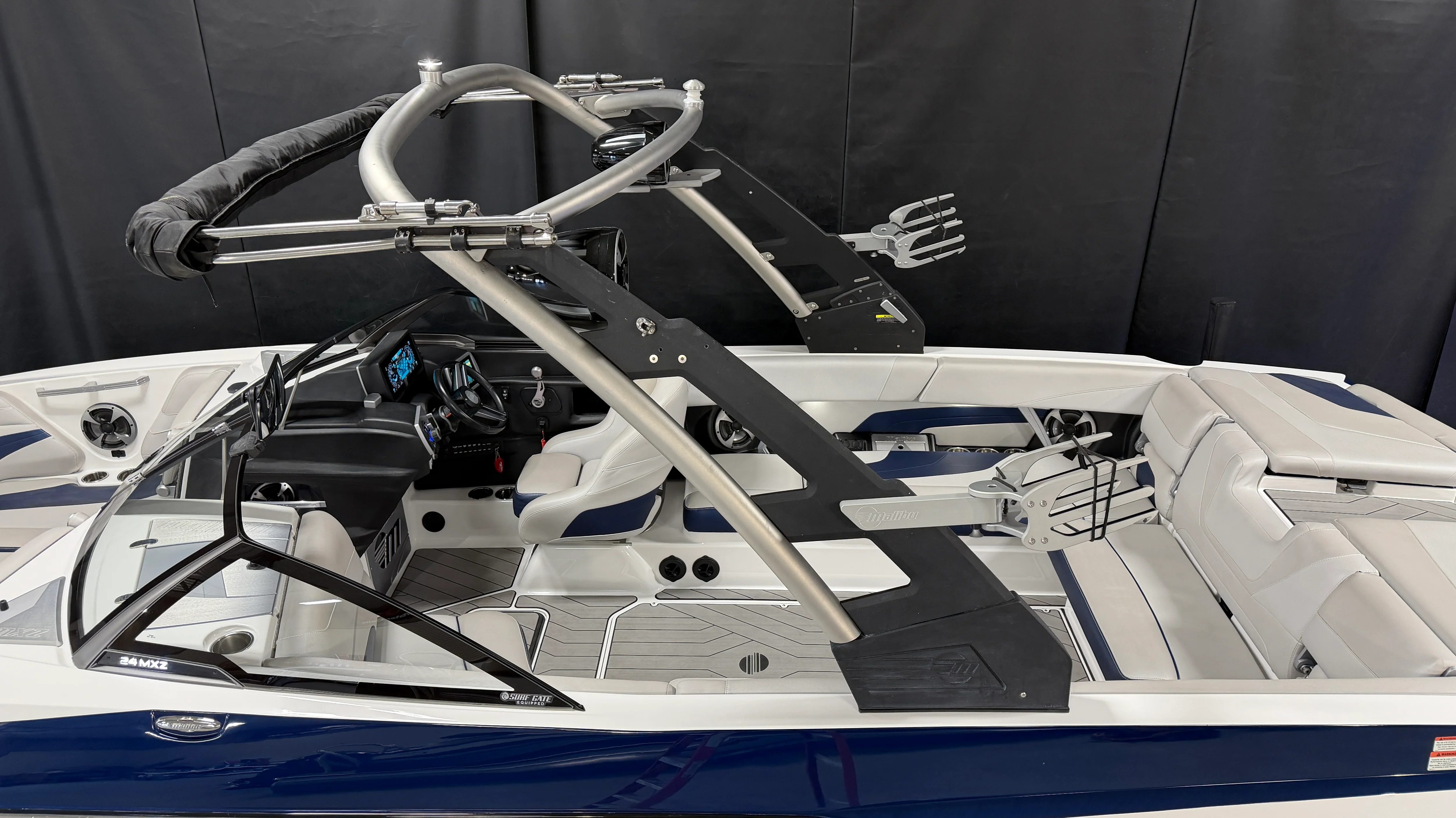 2017 Malibu 24MXZ Image Thumbnail #6