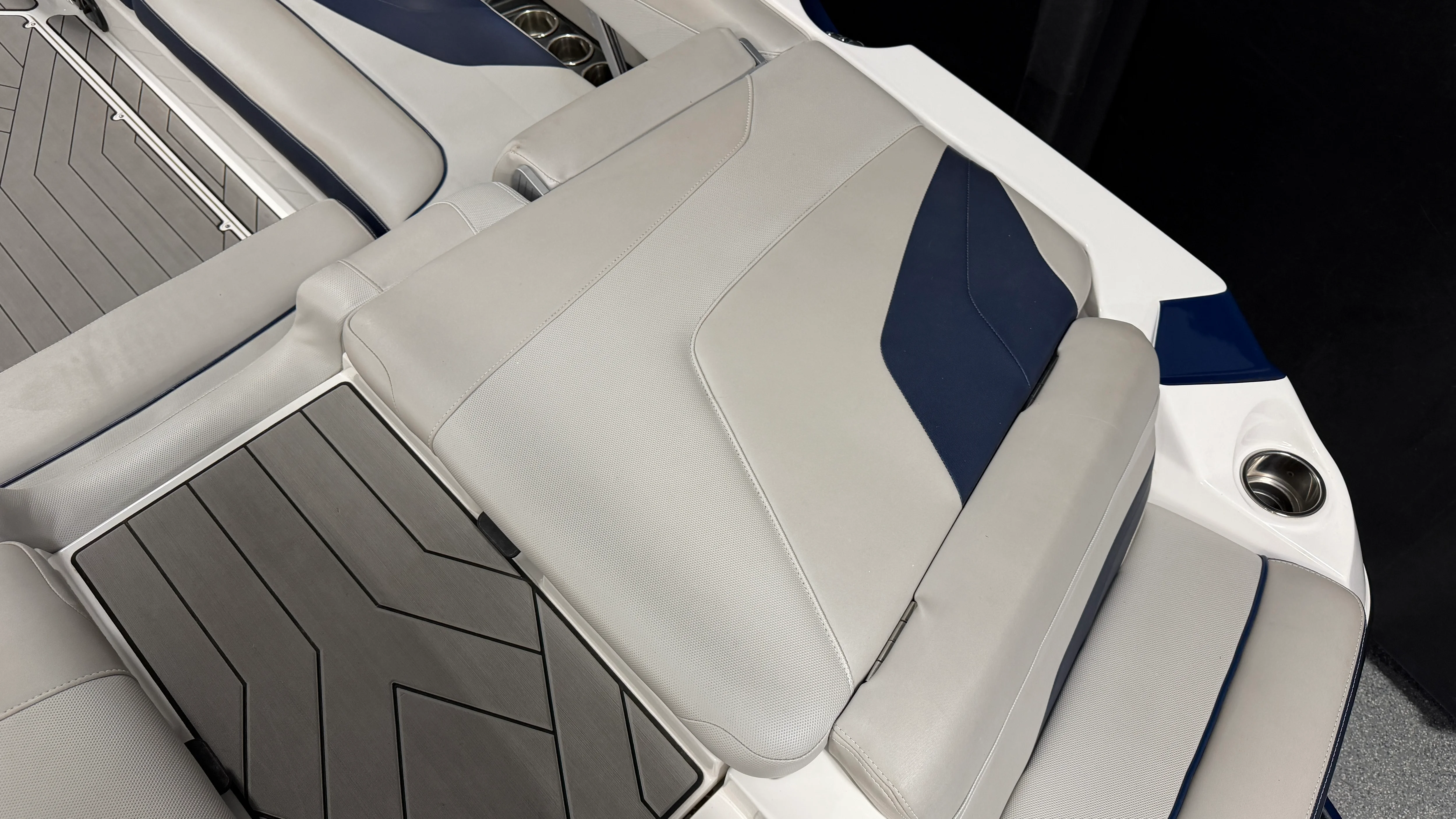 2017 Malibu 24MXZ Image Thumbnail #25