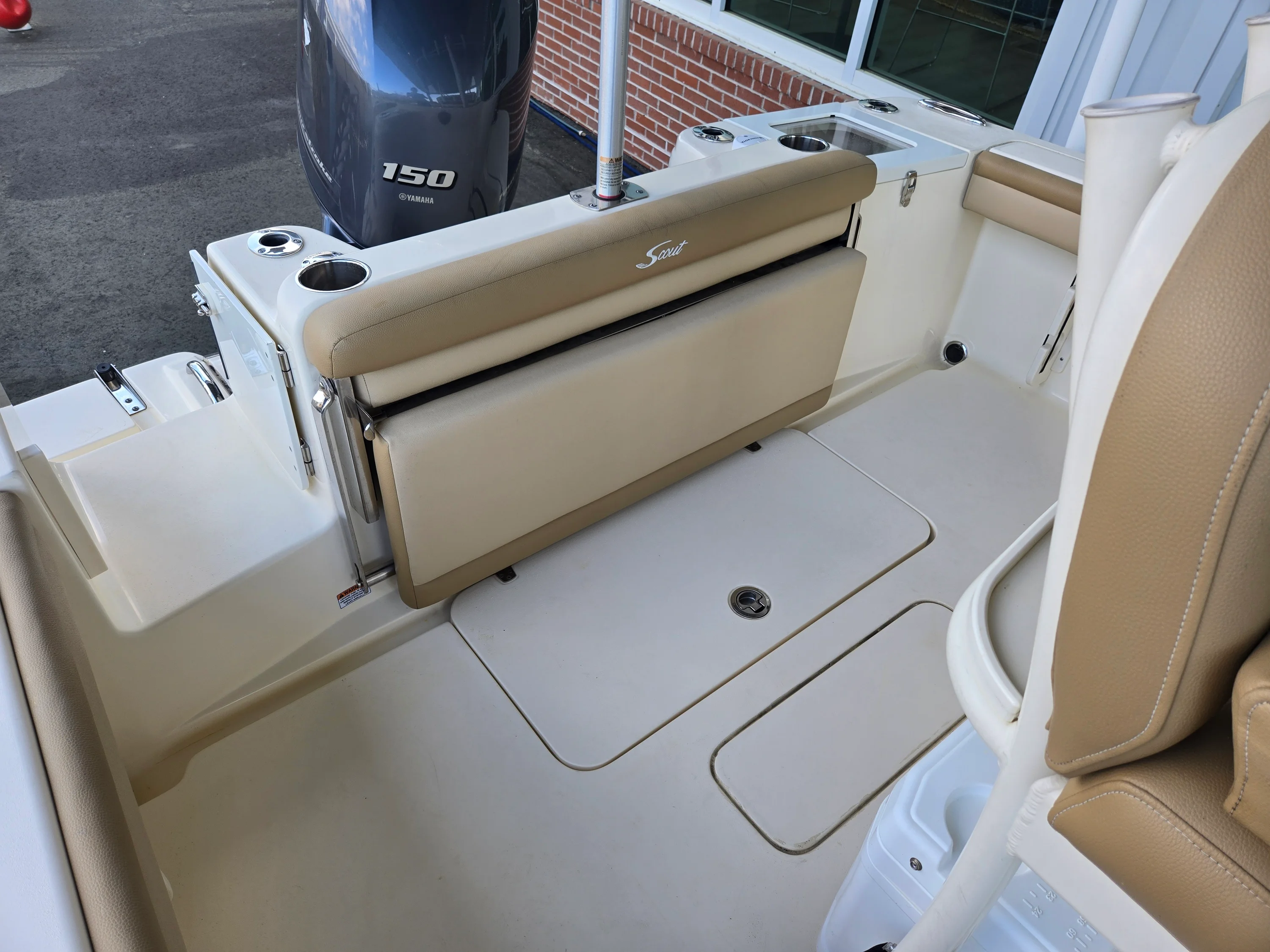 2019 Scout 215 XSF Image Thumbnail #3