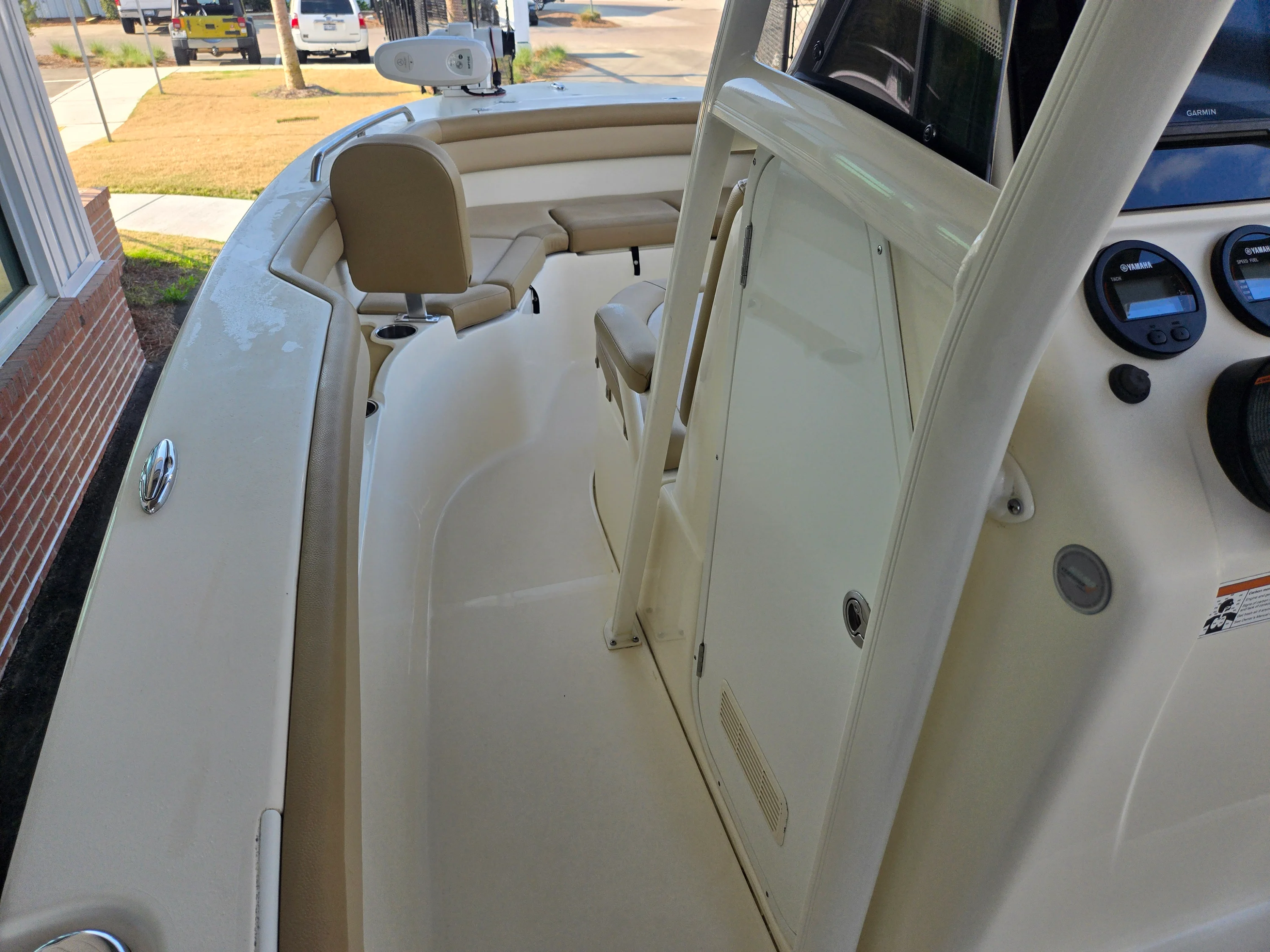 2019 Scout 215 XSF Image Thumbnail #11