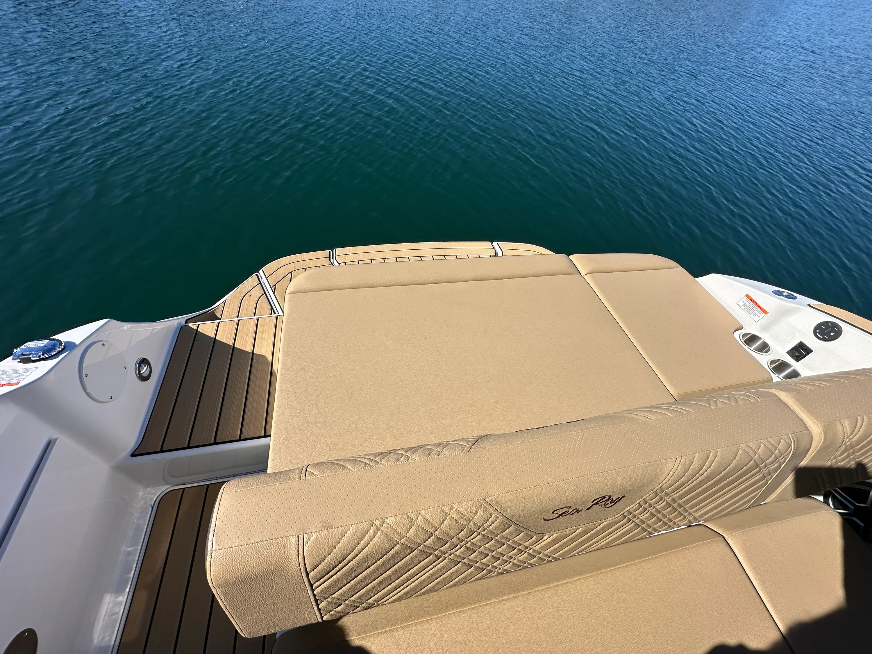 2026 Sea Ray SDX 230 Image Thumbnail #32